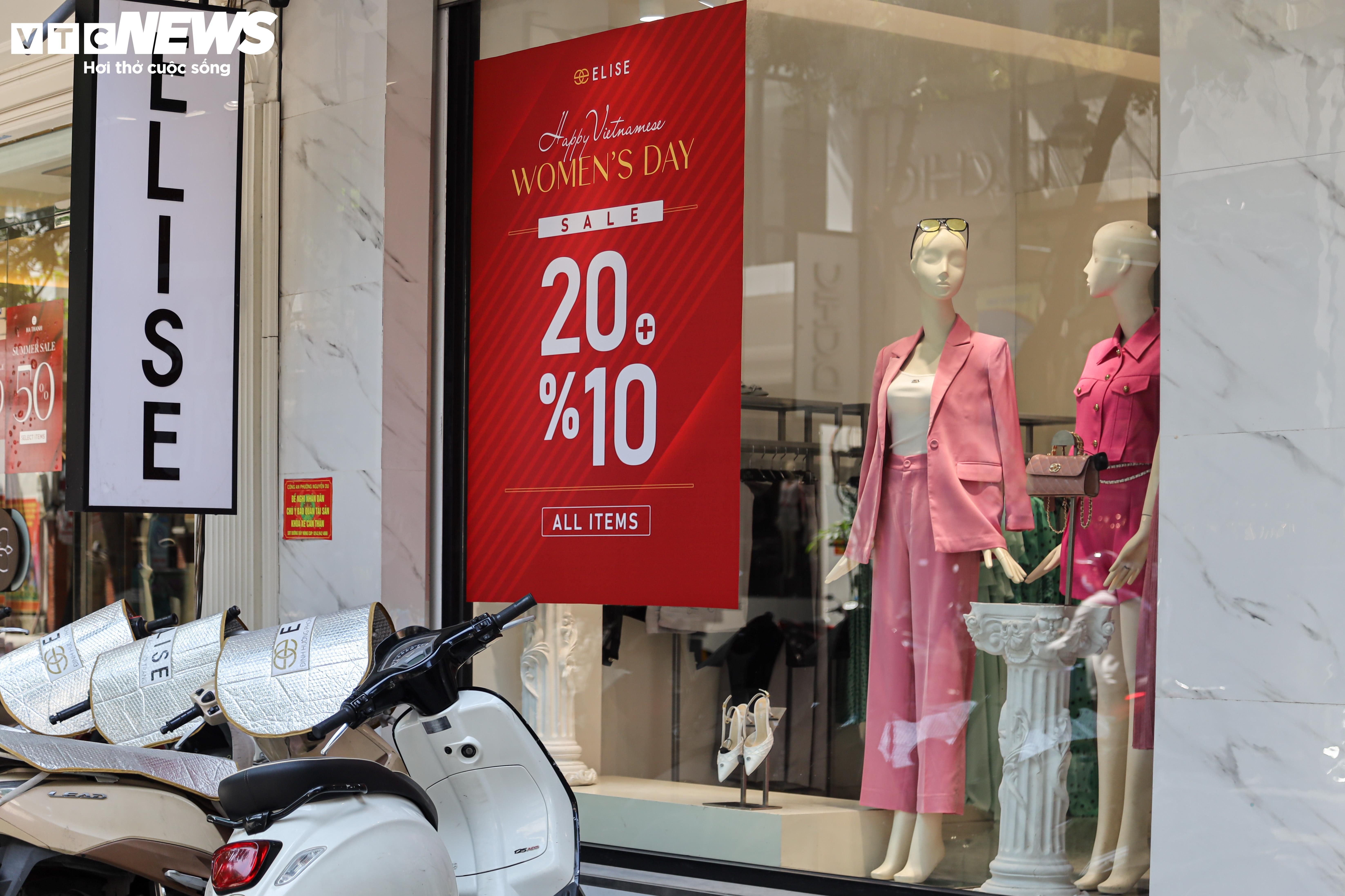 Thời trang, mỹ phẩm đua nhau giảm giá 'sập sàn' chúc mừng ngày 20/10 - 3