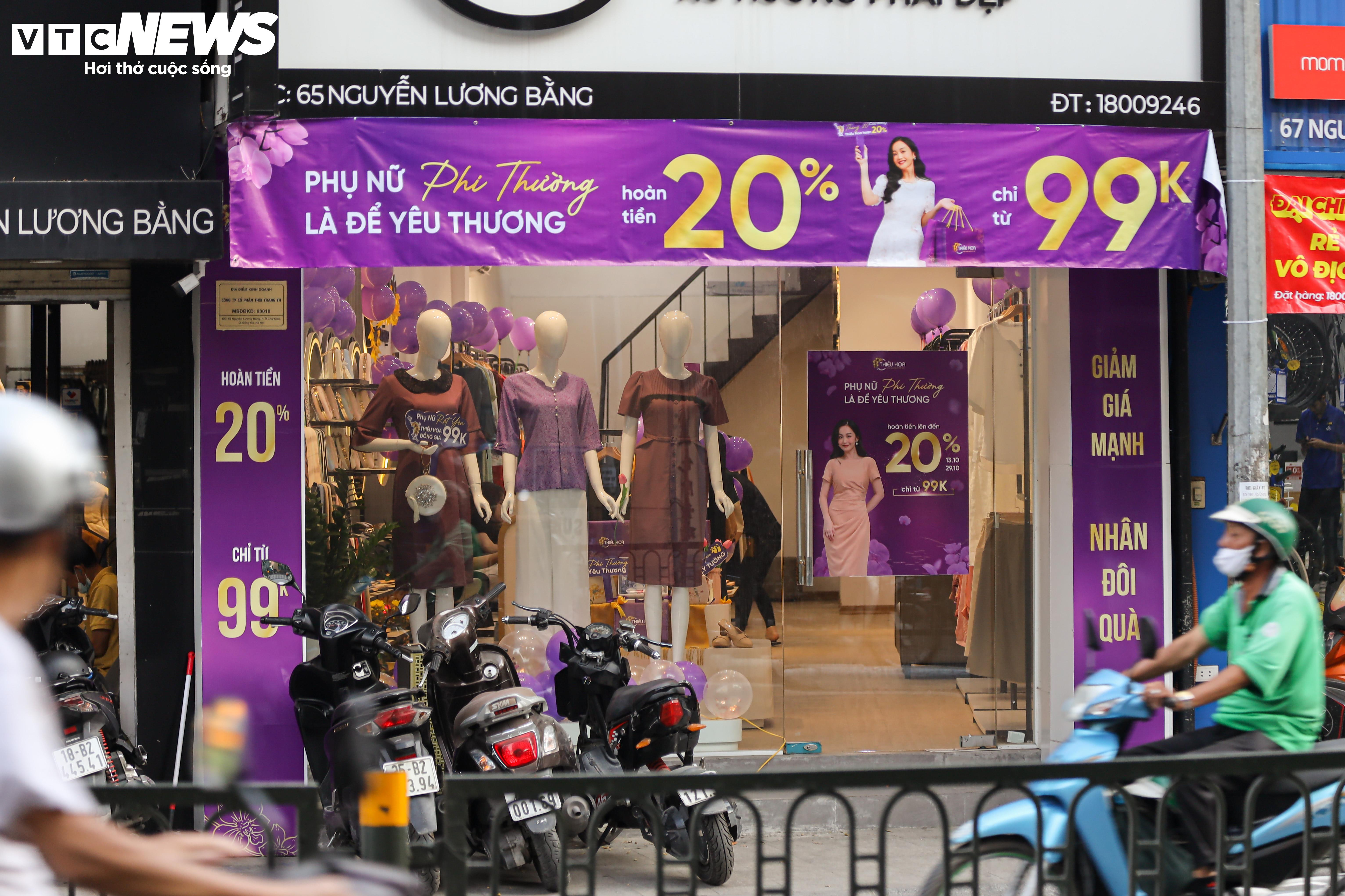 Thời trang, mỹ phẩm đua nhau giảm giá 'sập sàn' chúc mừng ngày 20/10 - 5