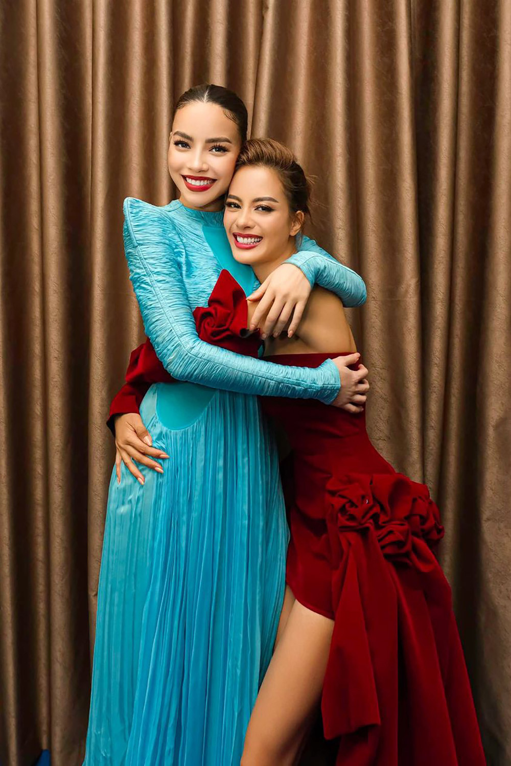 Sao Việt 18/10: Lệ Quyên xây biệt thự mới, Thanh Hằng hé lộ ảnh cưới - 9