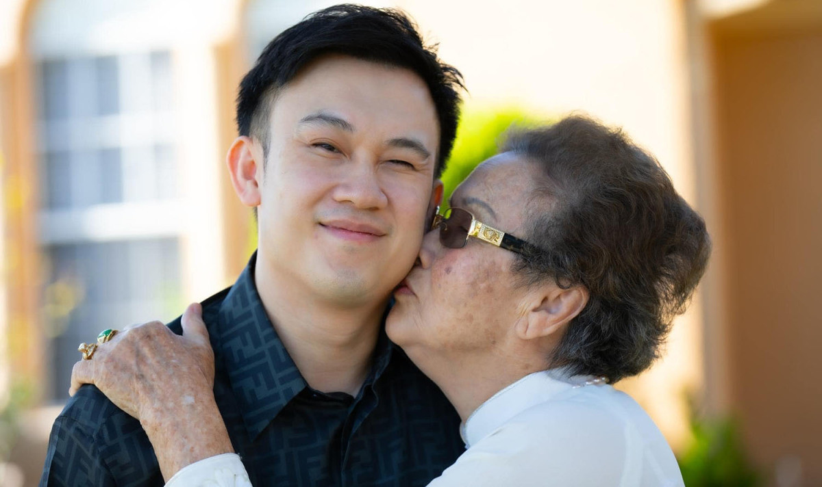 Sao Việt 19/10: Thanh Hằng ôm chồng, vợ Công Lý than 'già' hơn Noo Phước Thịnh - 4