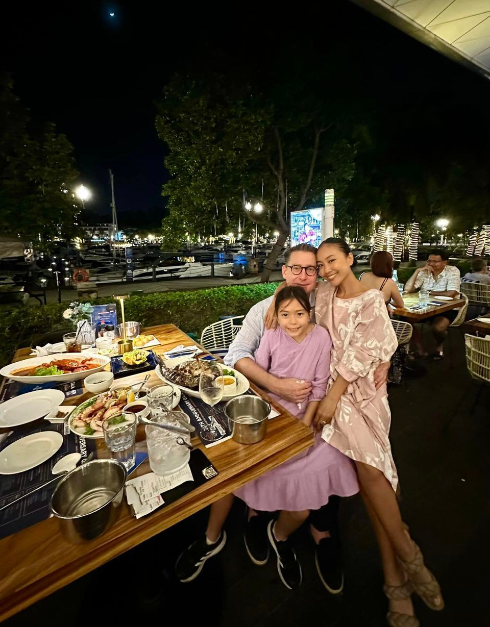 Sao Việt 21/10: Mr. Đàm hãnh diện khoe con trai giống mình như đúc - 12