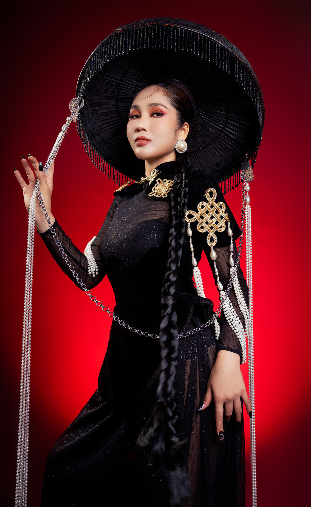 Ca sĩ Như Huỳnh khoe nhan sắc xứng danh 'hoa hậu cải lương' - 8