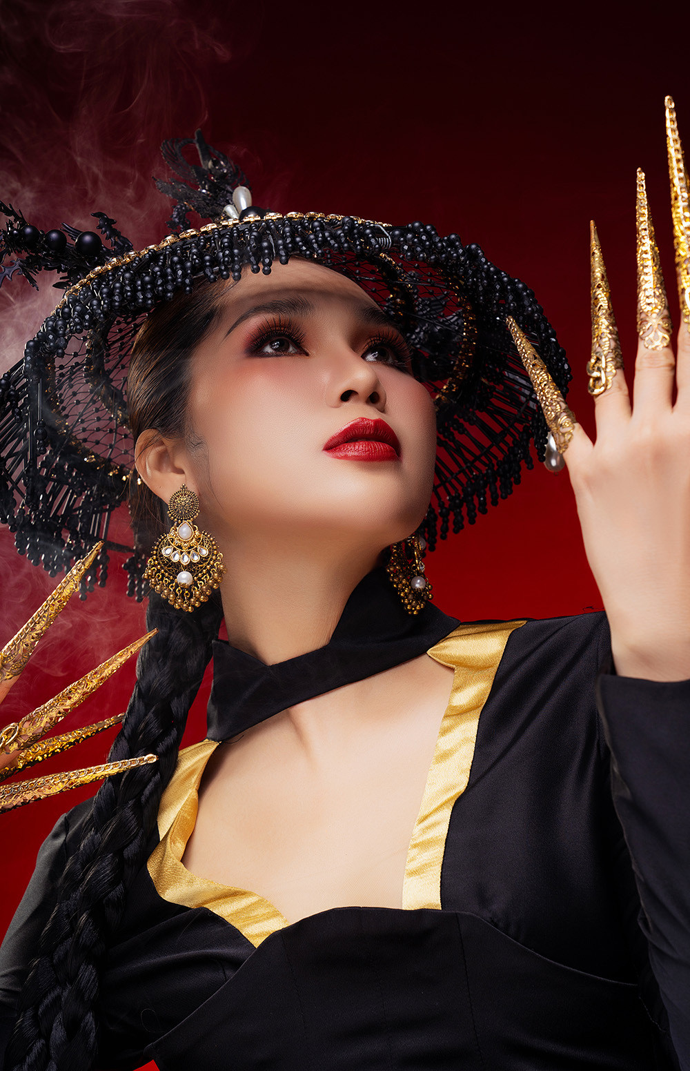 Ca sĩ Như Huỳnh khoe nhan sắc xứng danh 'hoa hậu cải lương' - 2