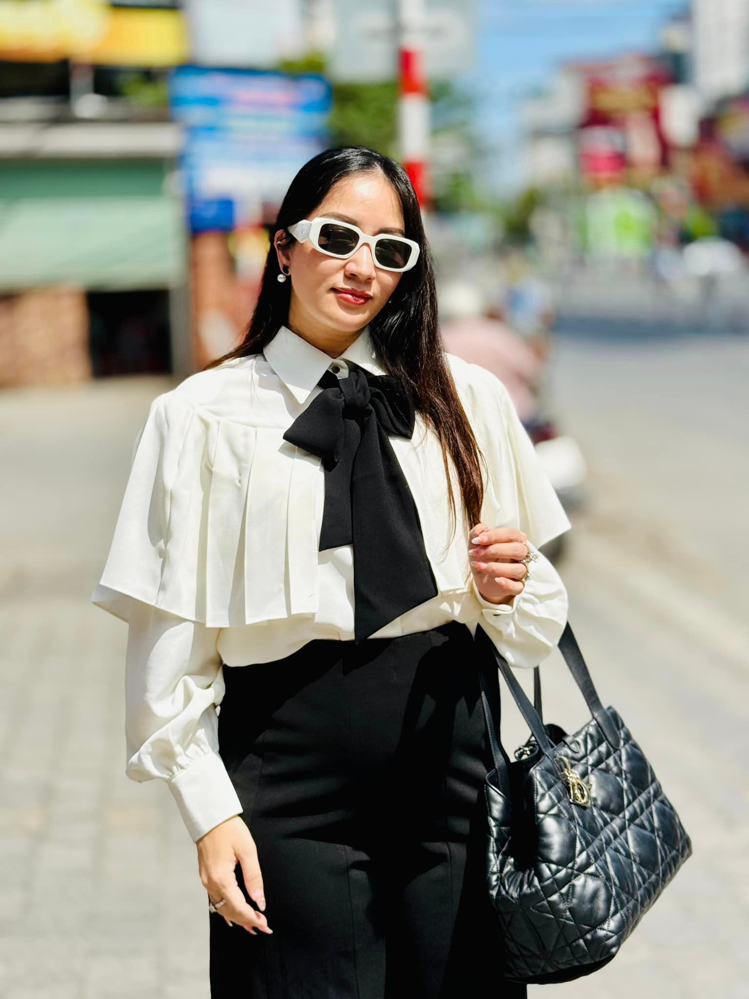 Sao Việt 23/10: Cường Đô La cưng chiều 2 con, Khánh Thi tăng 10kg sau sinh - 2