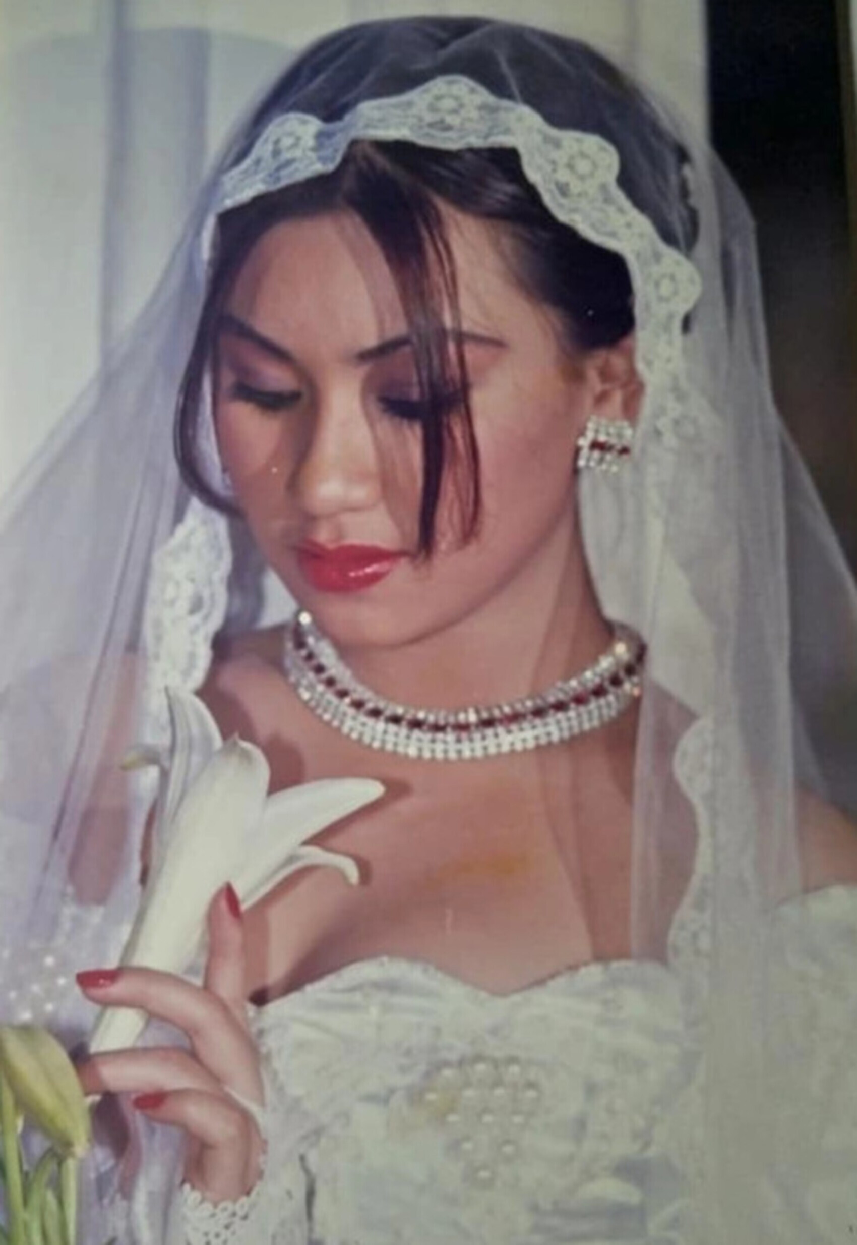 Loạt ảnh hiếm 30 năm trước của 'Nữ hoàng ảnh lịch nóng bỏng nhất' Y Phụng - 12