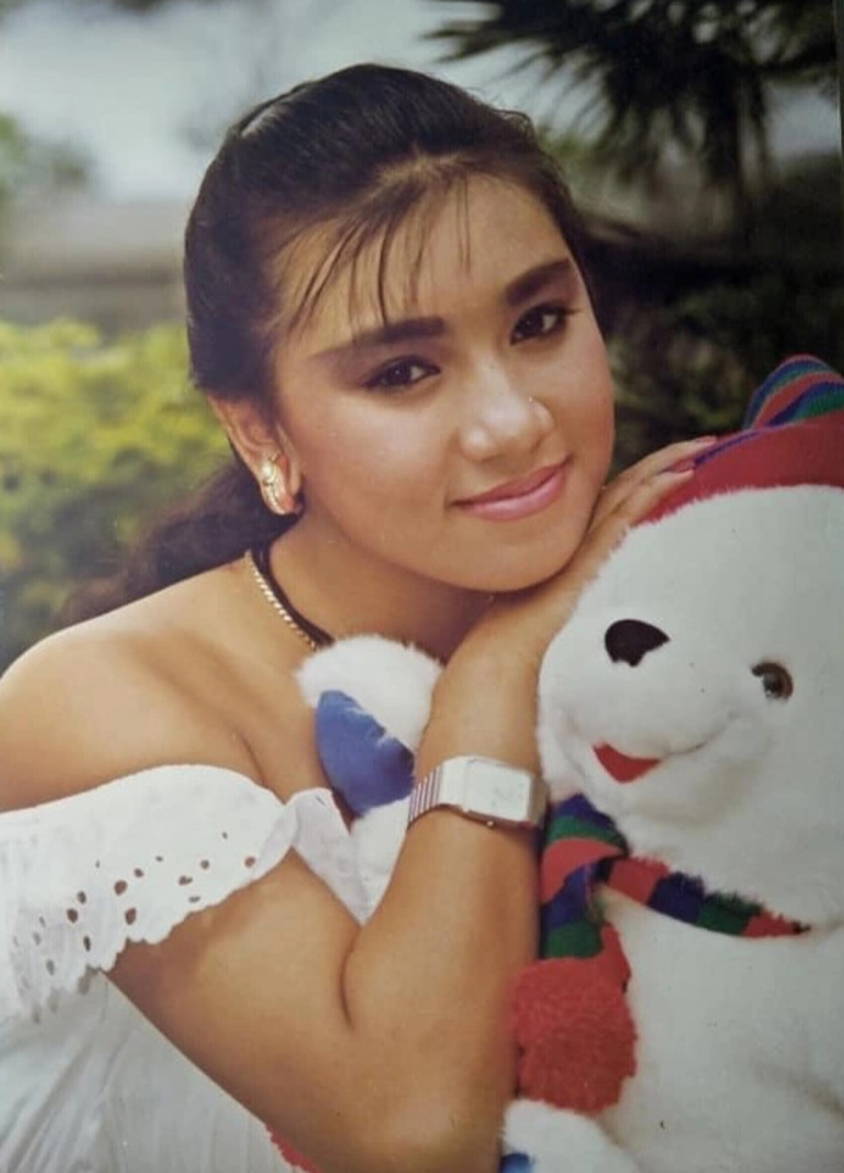 Loạt ảnh hiếm 30 năm trước của 'Nữ hoàng ảnh lịch nóng bỏng nhất' Y Phụng - 14