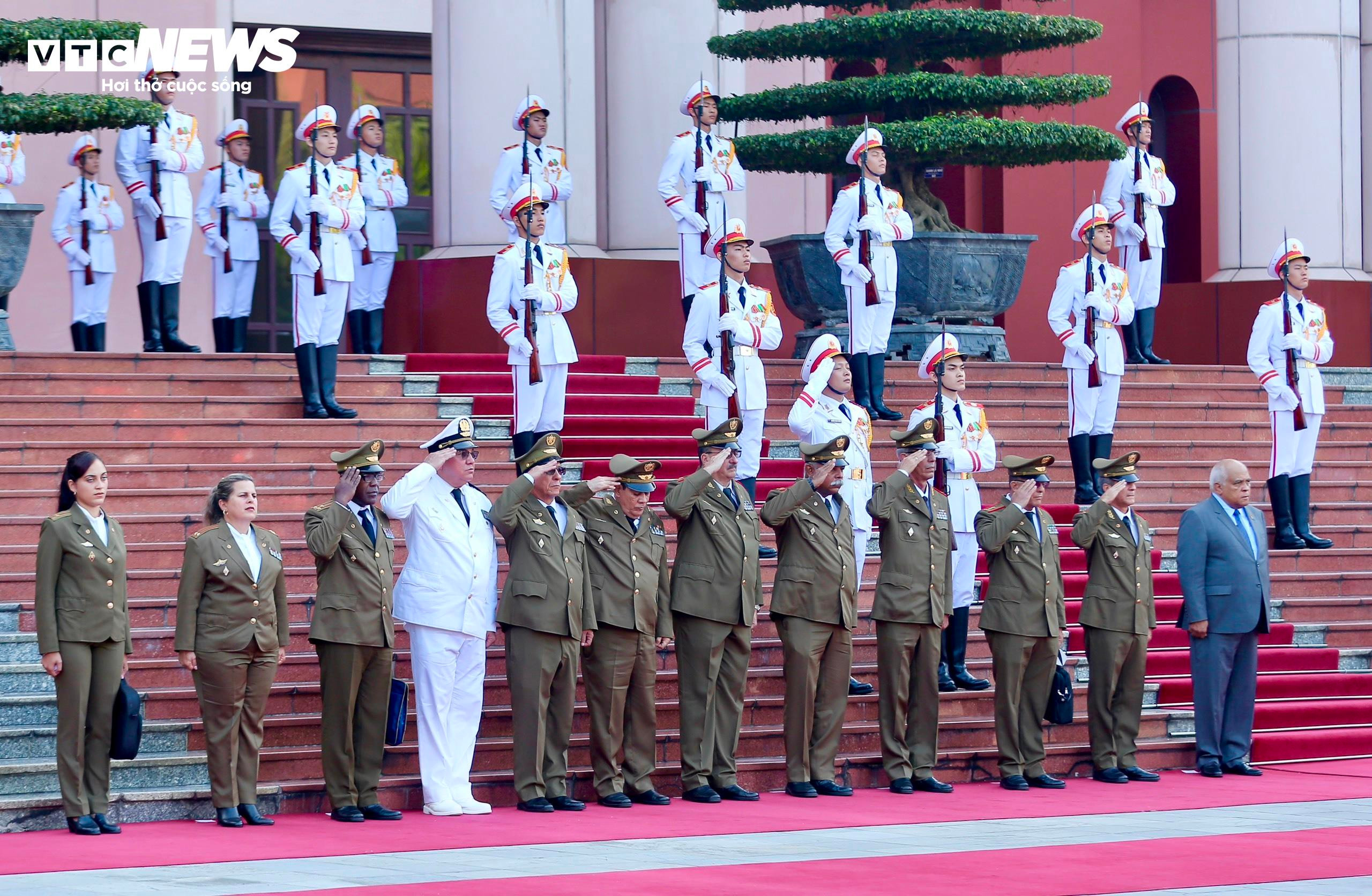 Tổng Tham mưu trưởng Lực lượng vũ trang Cuba thăm Việt Nam - 8