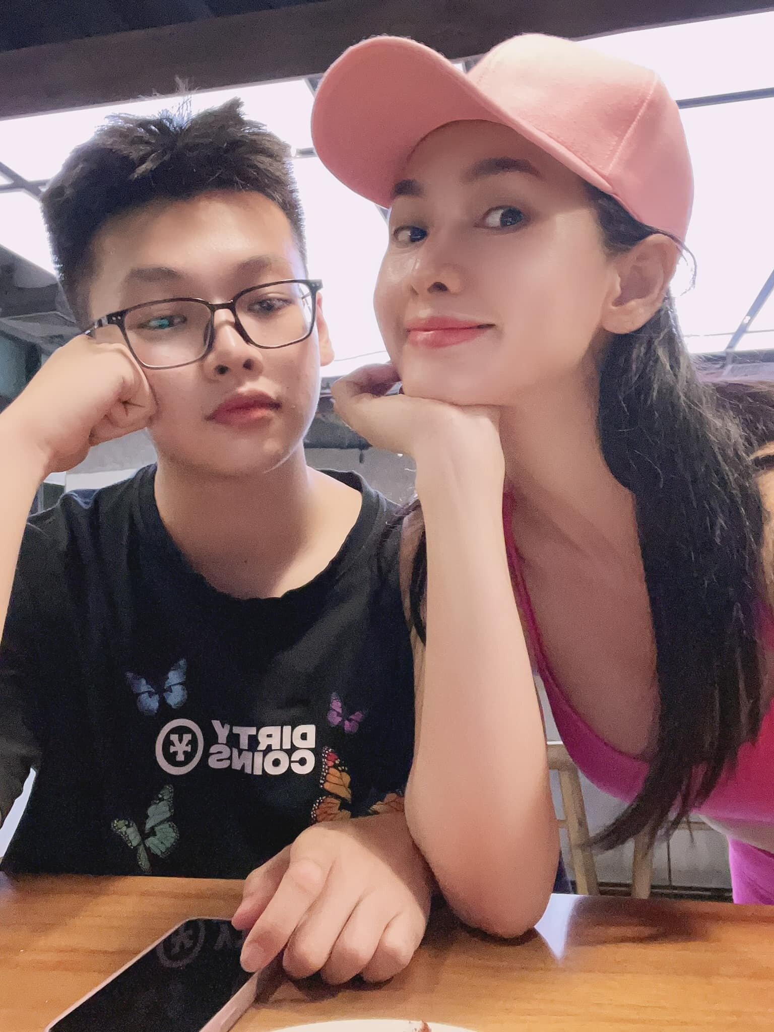 Sao Việt 27/10: Puka - Gin Tuấn Kiệt tung ảnh cưới, Lương Thuỳ Linh gợi cảm - 12