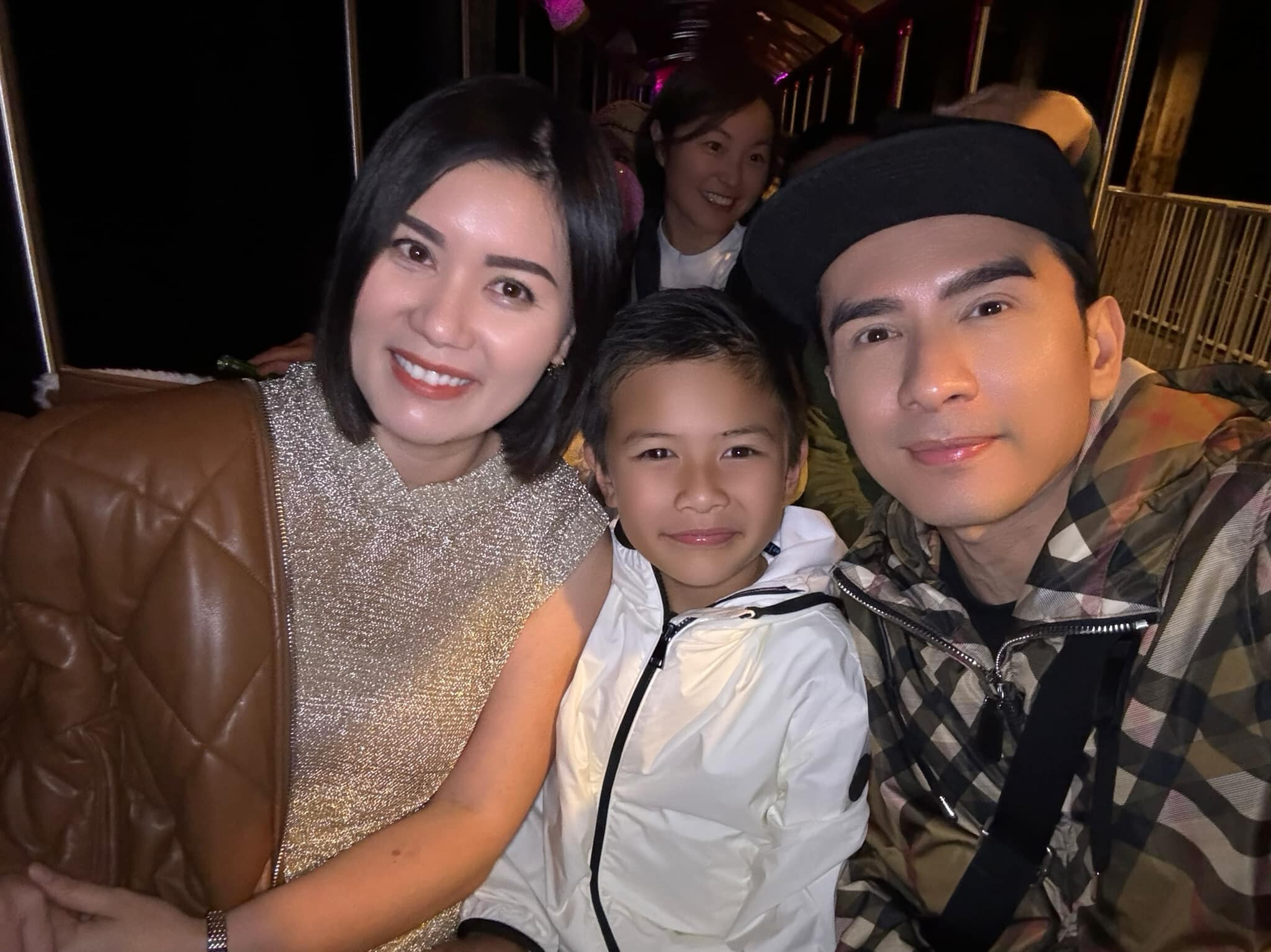 Sao Việt 30/10: Cường Đô La 'một nách 2 con', Đan Trường thân thiết bên vợ cũ - 2