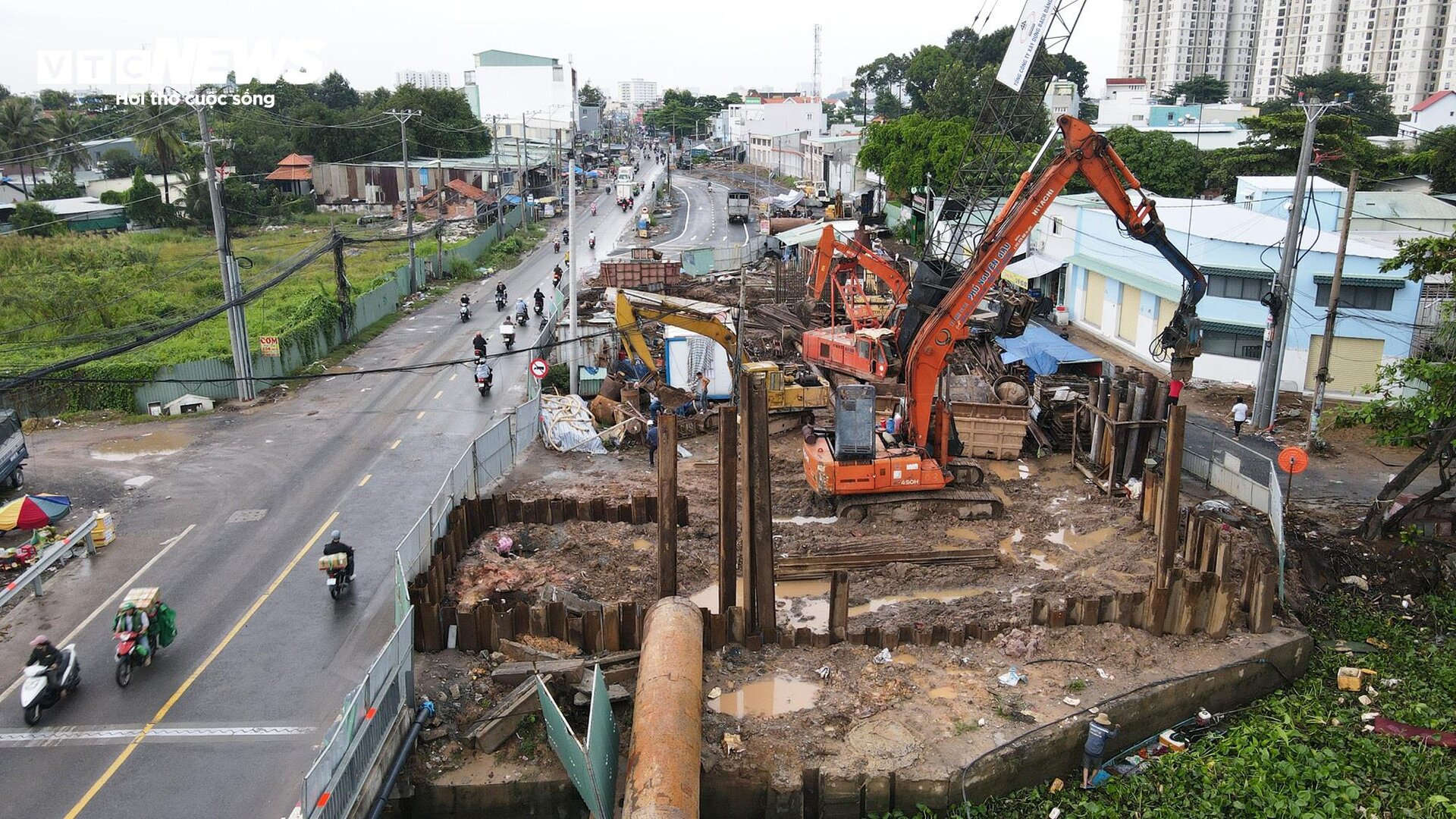 Dự án cầu Nam Lý đang chạy đua về đích, dự kiến thông xe vào 2/9/2024 - 4