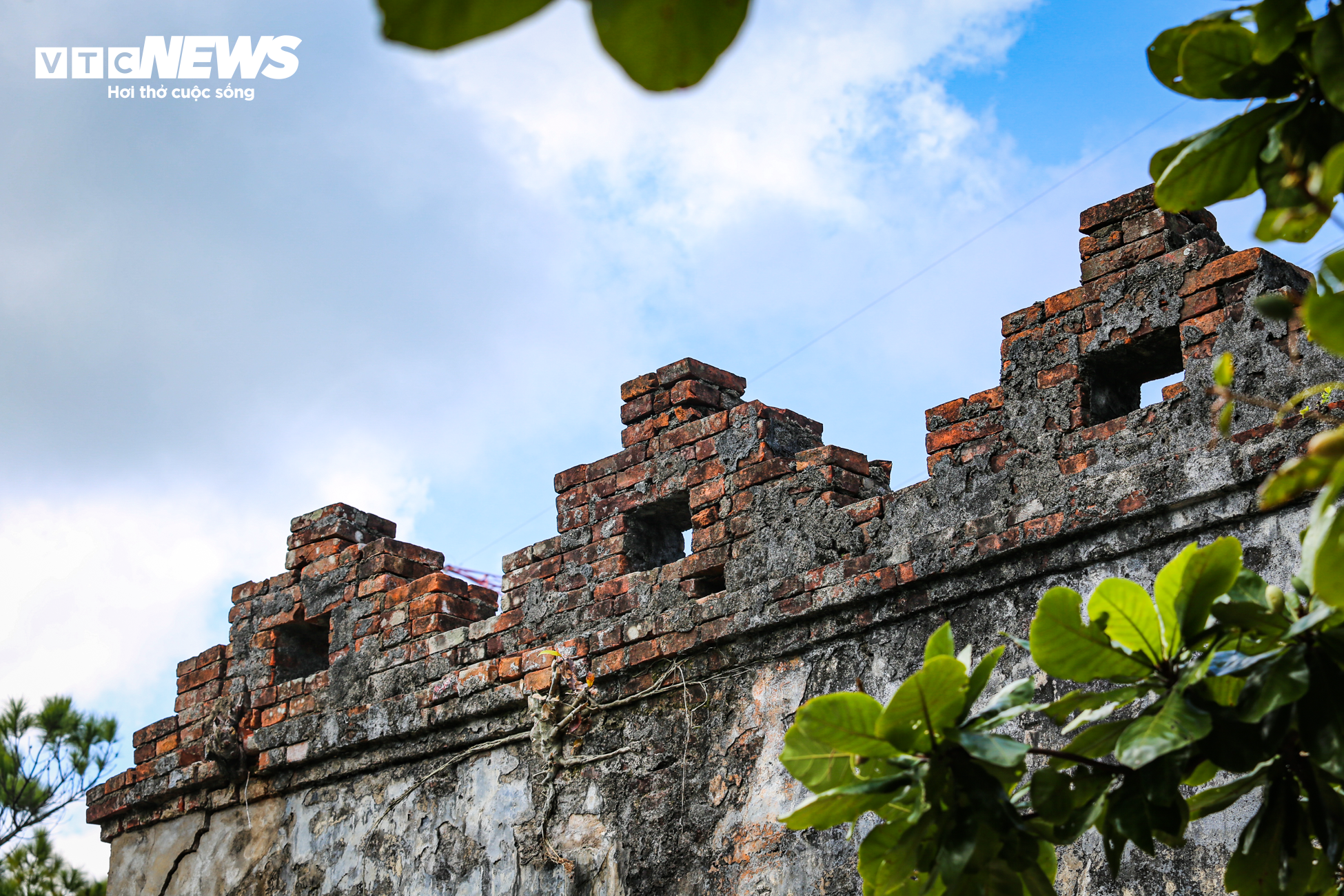 Khám phá 'cổng trời' gần 200 tuổi trên đỉnh Đèo Ngang - 10