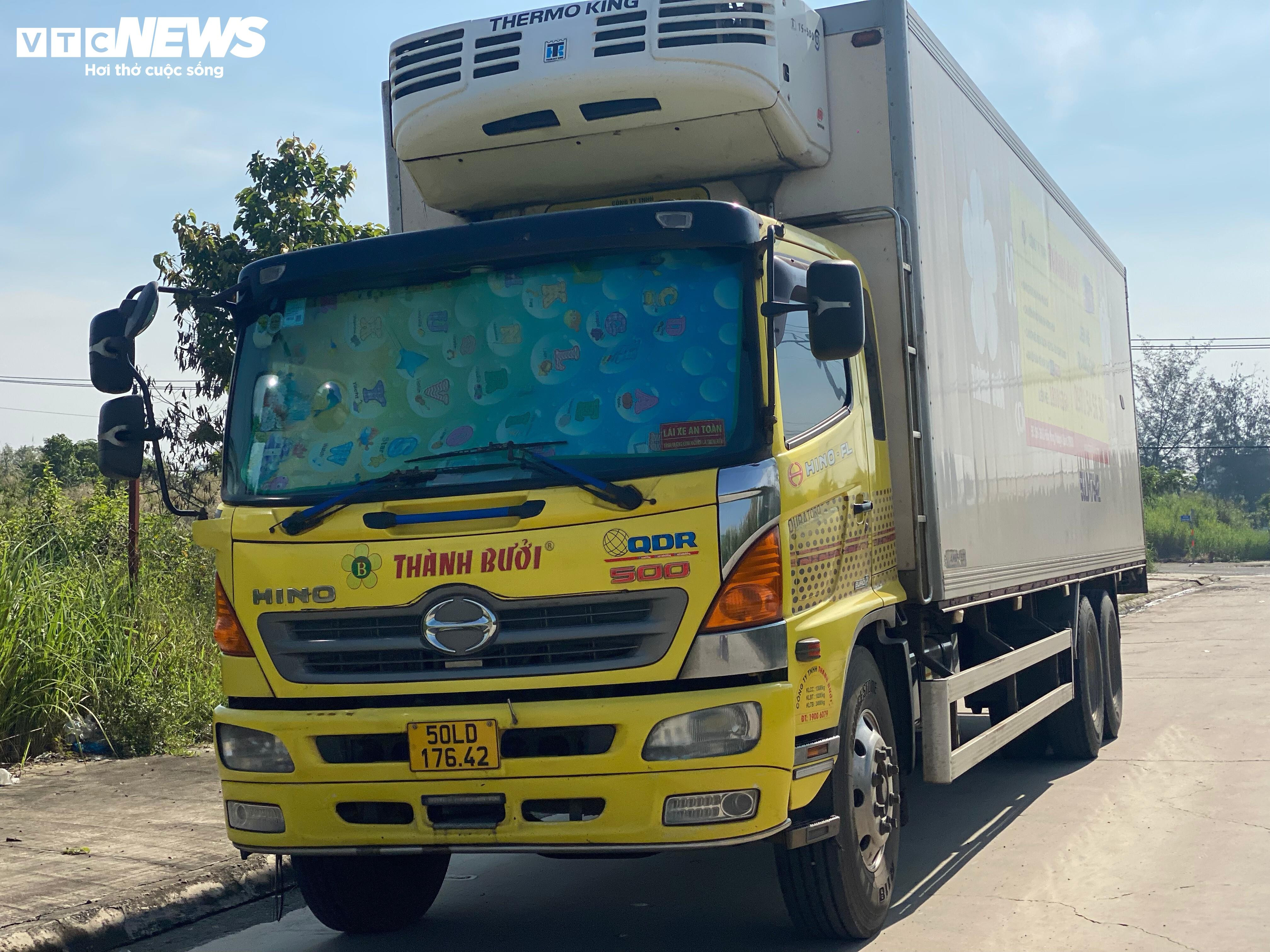 Cận cảnh bãi đỗ xe 10.000 m2 của Thành Bưởi vừa bị đề nghị cung cấp pháp lý - 4