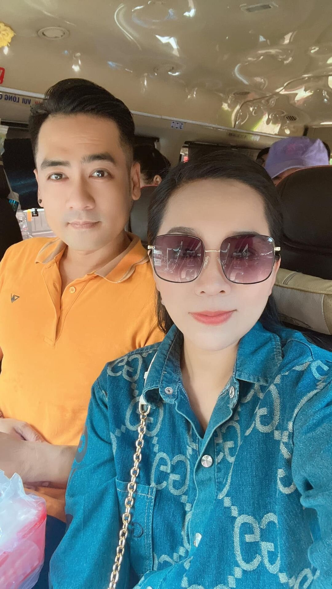 Sao Việt 2/11: Minh Hằng khoe bụng thon gọn, cháu gái Vũ Linh tình tứ bên chồng - 3