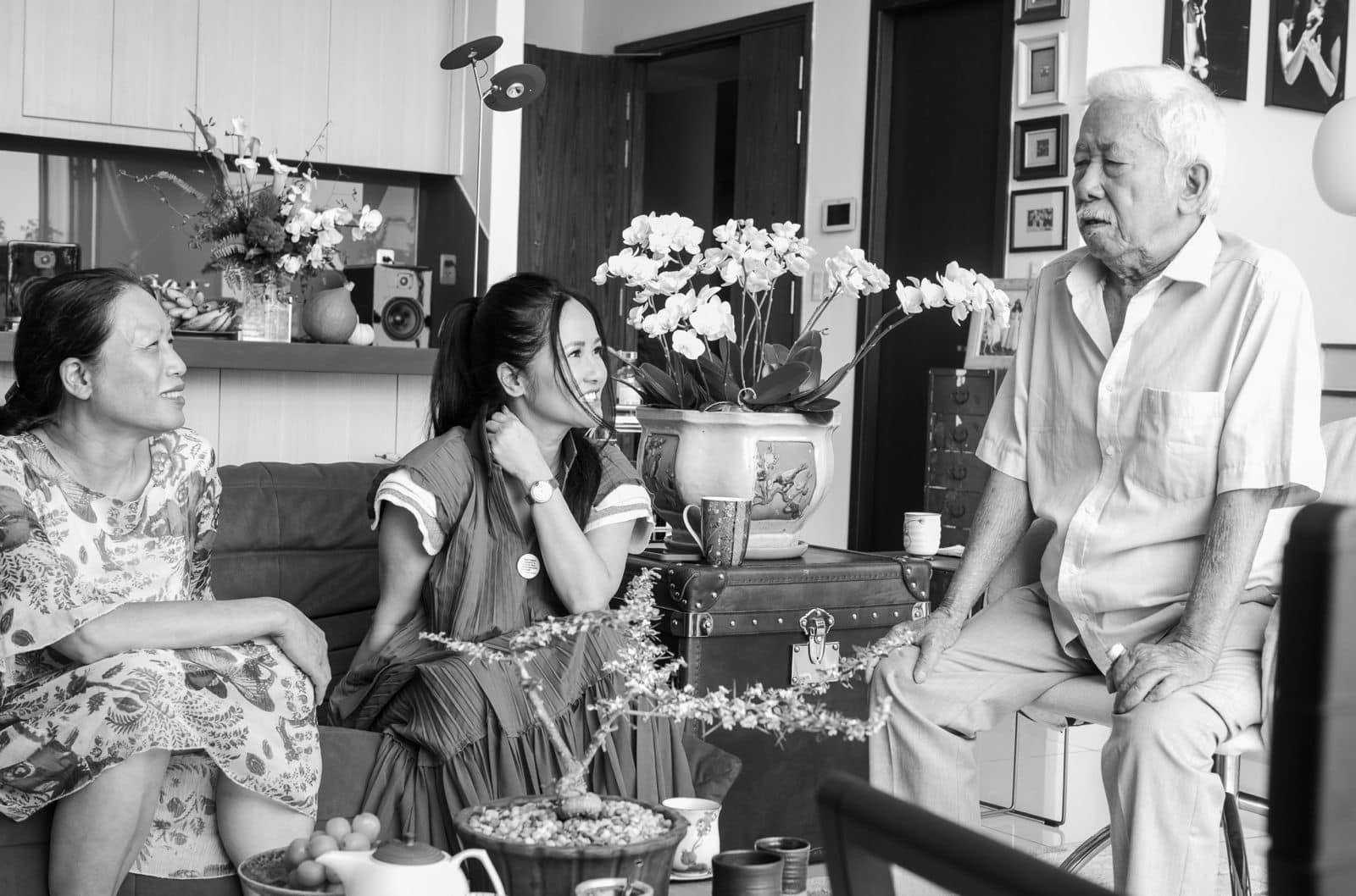 Sao Việt 11/11: Hồng Đào tươi trẻ ở tuổi 61, Đỗ Mỹ Linh thăng hạng sau sinh - 10