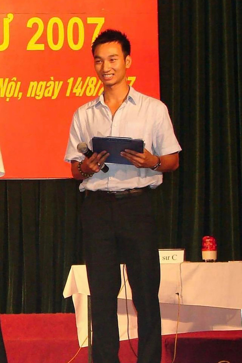 Sao Việt 11/11: Hồng Đào tươi trẻ ở tuổi 61, Đỗ Mỹ Linh thăng hạng sau sinh - 12