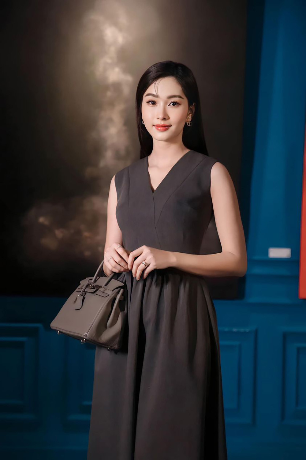 Sao Việt 13/11: Cháu gái Vũ Linh tươi tắn bên mẹ, Lâm Khánh Chi khoe 'tình mới' - 16