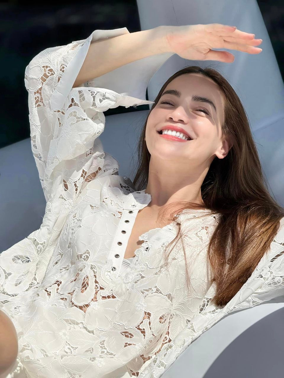 Sao Việt 13/11: Cháu gái Vũ Linh tươi tắn bên mẹ, Lâm Khánh Chi khoe 'tình mới' - 7