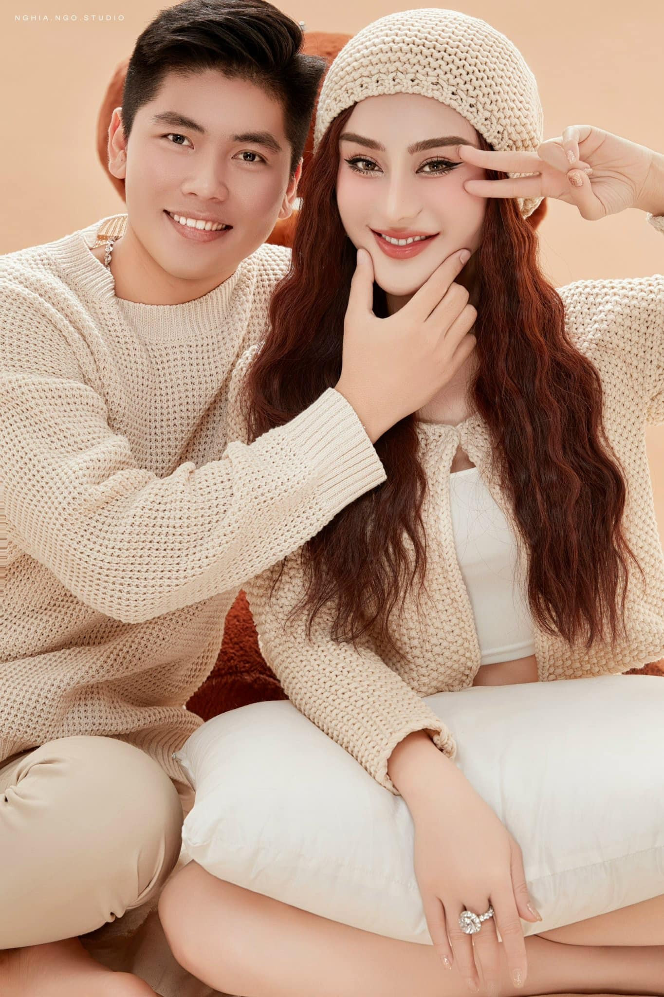 Sao Việt 13/11: Cháu gái Vũ Linh tươi tắn bên mẹ, Lâm Khánh Chi khoe 'tình mới' - 5