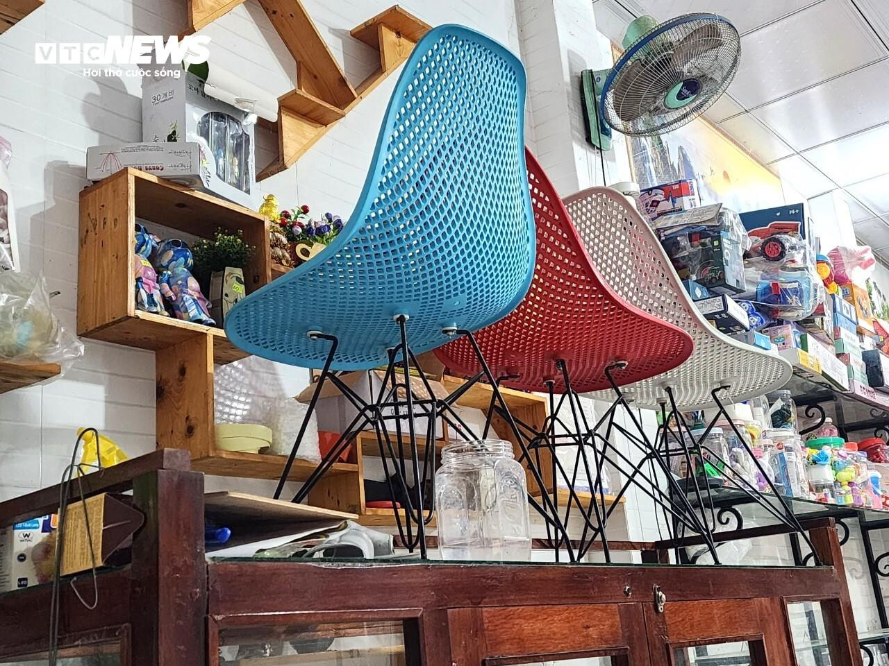 Mưa lớn, nước sông dâng cao, dân Quảng Nam tất tả dọn đồ tránh lũ - 6