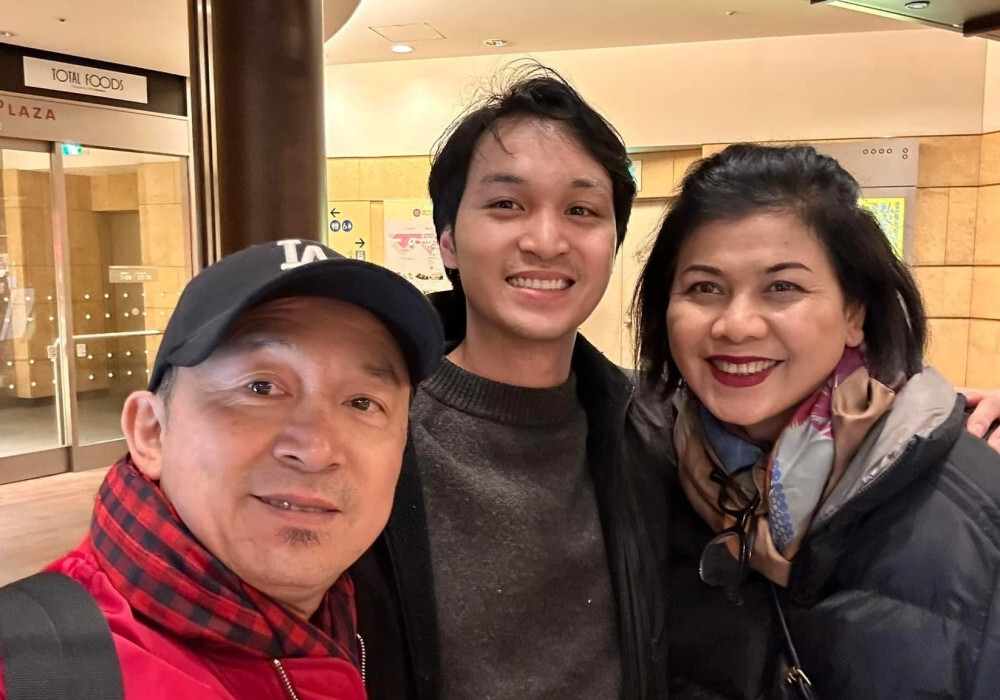 Sao Việt 17/11: Cháu gái Vũ Linh tươi tắn tại Pháp, Bình An tặng vợ ô tô sang - 8