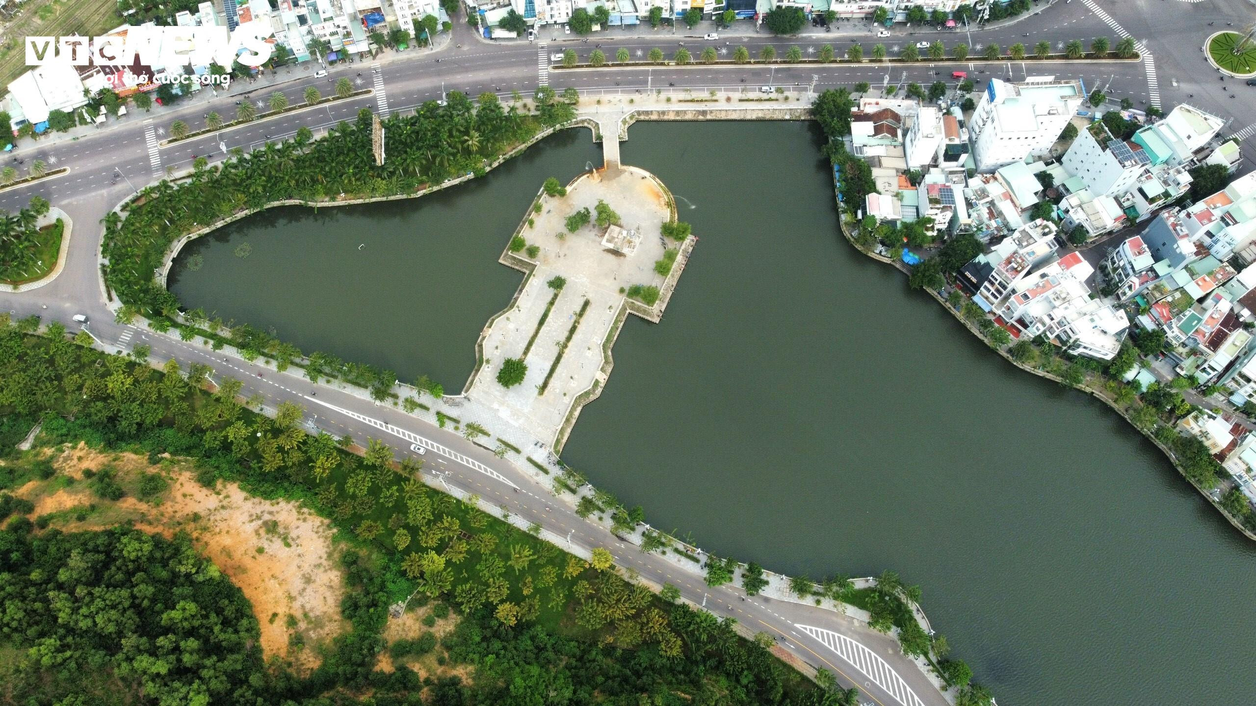 'Bẫy tử thần' trong khuôn viên hồ sinh thái Bàu Sen tại Bình Định - 15