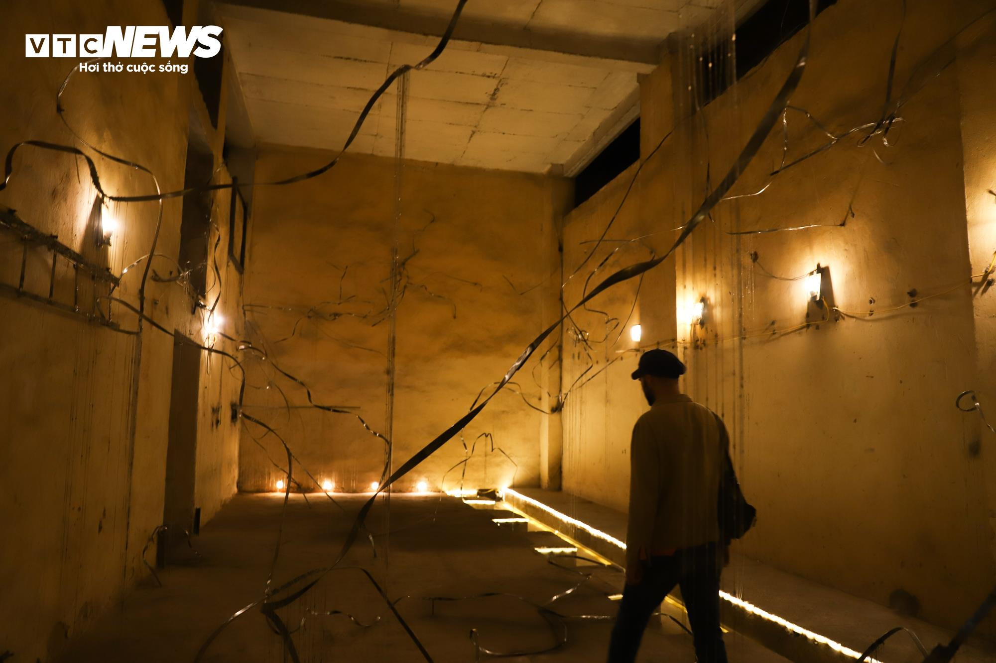 Người dân Thủ đô đắm chìm trong không gian nghệ thuật tại nhà ga xe lửa 120 tuổi - 20