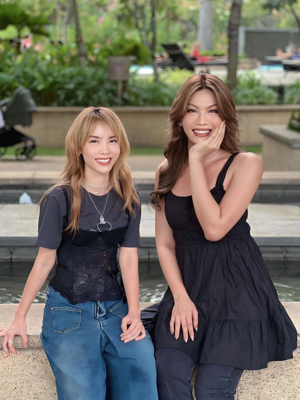 Sao Việt 24/11: Thanh Hằng 'dính như sam' bên chồng, Mỹ Tâm tất bật cho liveshow - 8