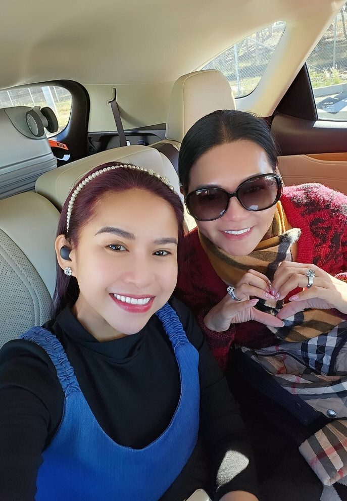 Sao Việt 24/11: Thanh Hằng 'dính như sam' bên chồng, Mỹ Tâm tất bật cho liveshow - 13