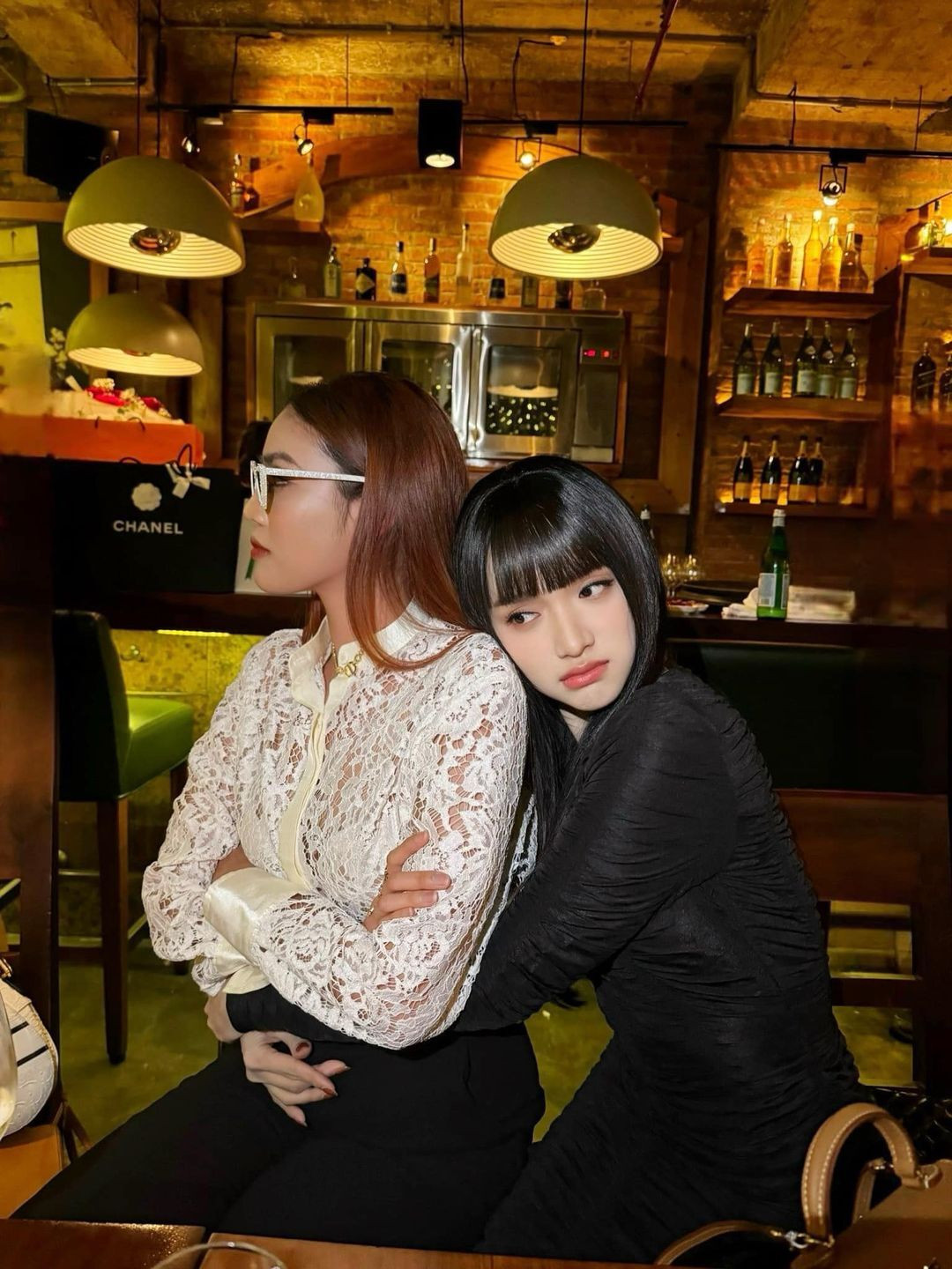 Sao Việt 26/11: Con gái Vũ Linh đẹp rạng rỡ, Khánh Thi hạnh phúc bên 3 con - 8