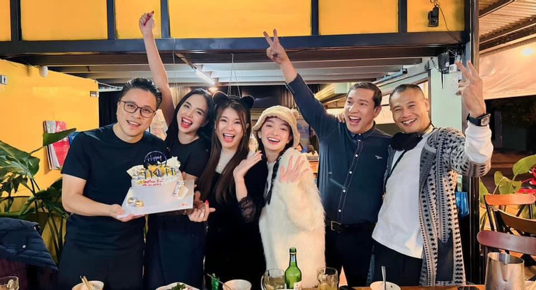 Sao Việt 26/11: Con gái Vũ Linh đẹp rạng rỡ, Khánh Thi hạnh phúc bên 3 con - 6