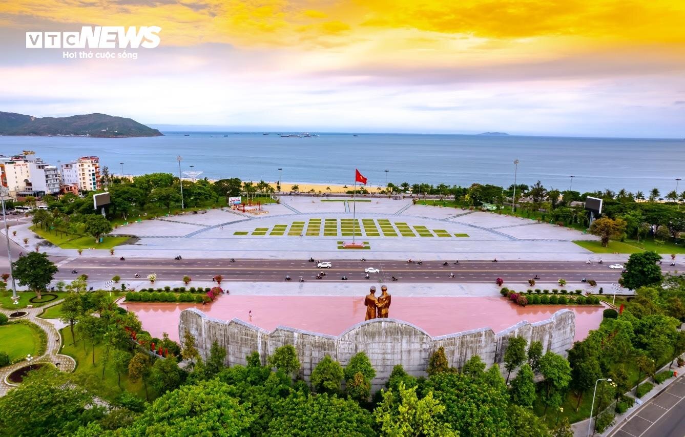 Countdown đón năm 2024, xứ 'nẫu' Bình Định có gì? - 4