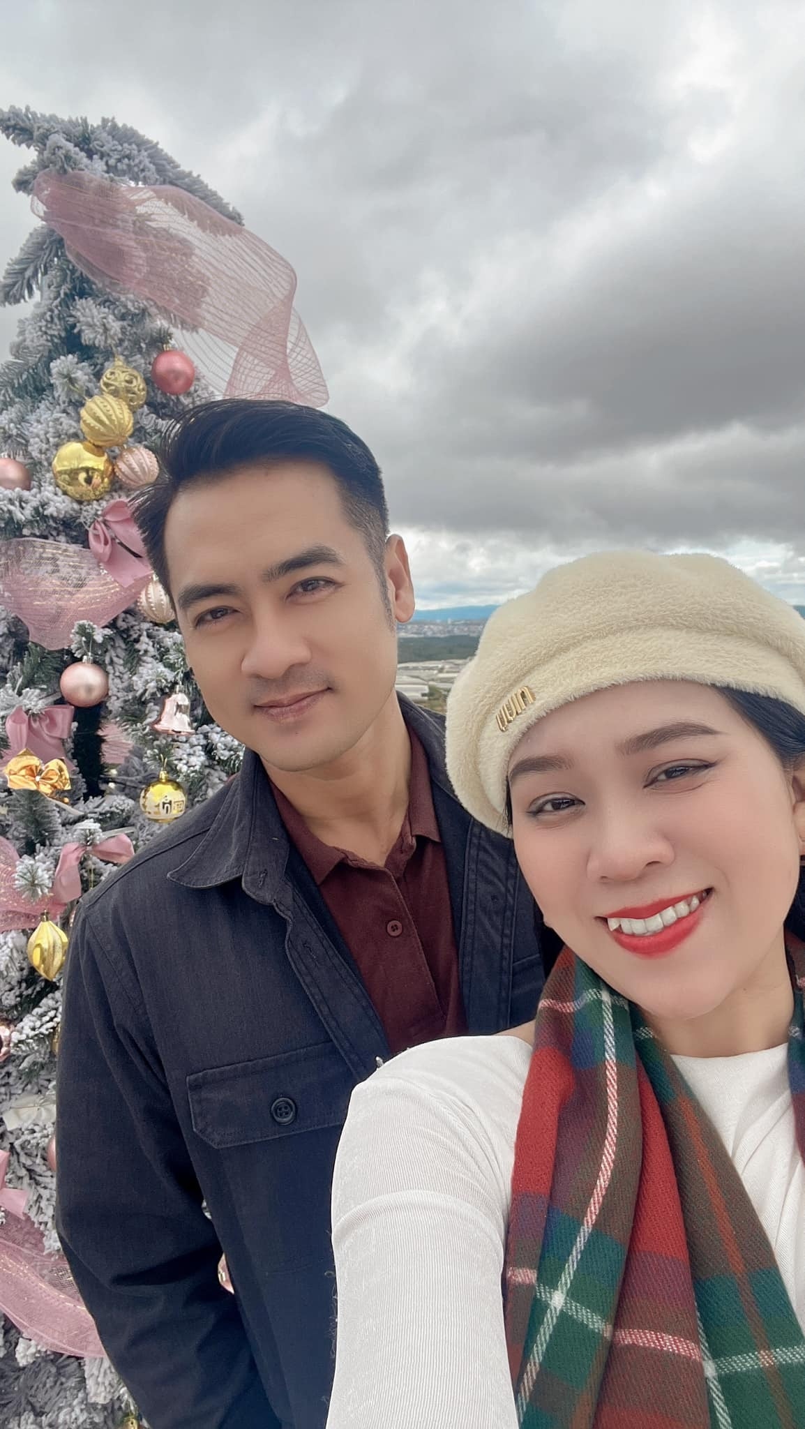 Sao Việt 15/12: Lê Âu Ngân Anh sinh con, vợ chồng Trấn Thành 'hâm nóng' tình cảm - 9