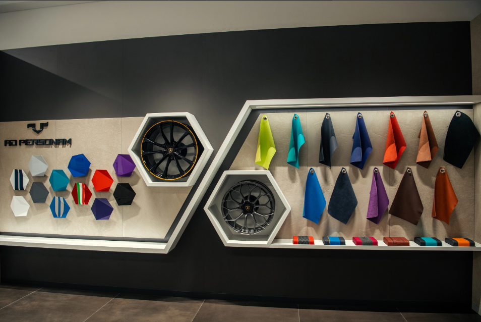 Khám phá showroom Lamborghini ở Việt Nam: Khách được tự tùy biến siêu xe - 8