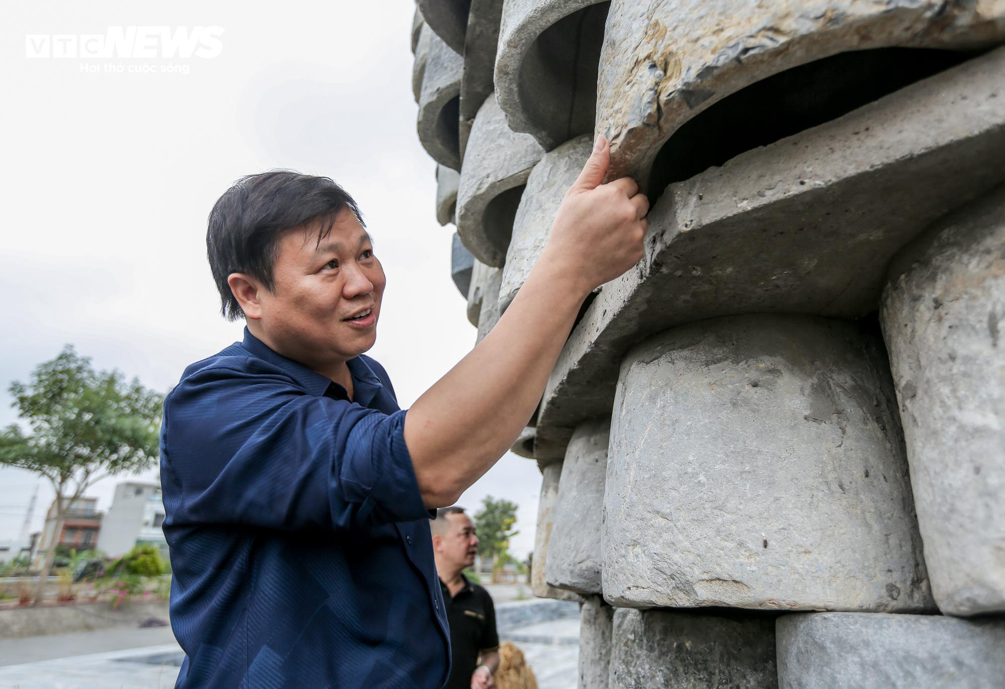 Chiêm ngưỡng 1.012 cối đá cũ xếp hình bông lúa được xác lập kỷ lục châu Á - 11