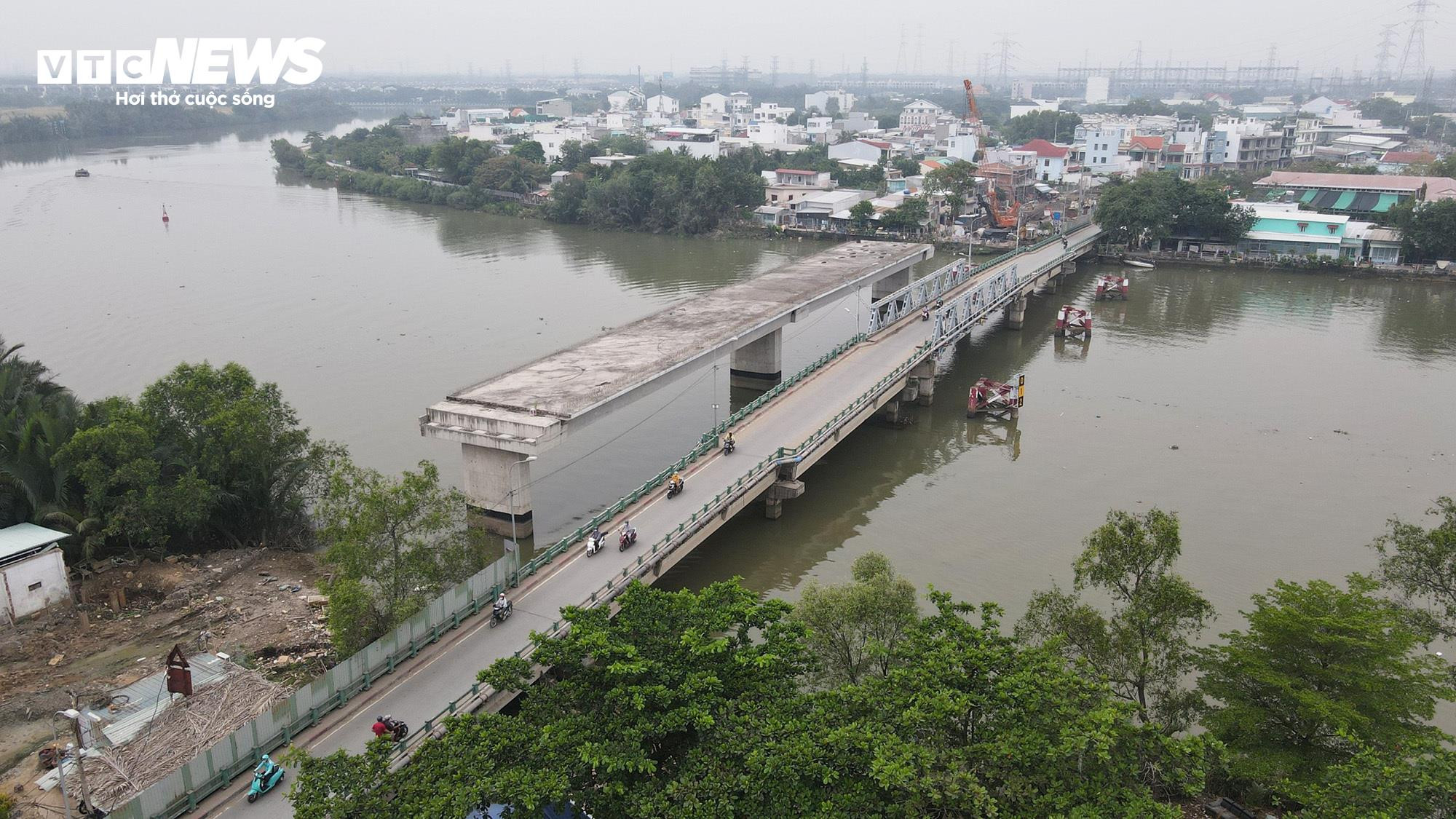 TP.HCM: Tăng tốc xây dựng cầu gần 750 tỷ đồng nối quận 7 và huyện Nhà Bè - 1
