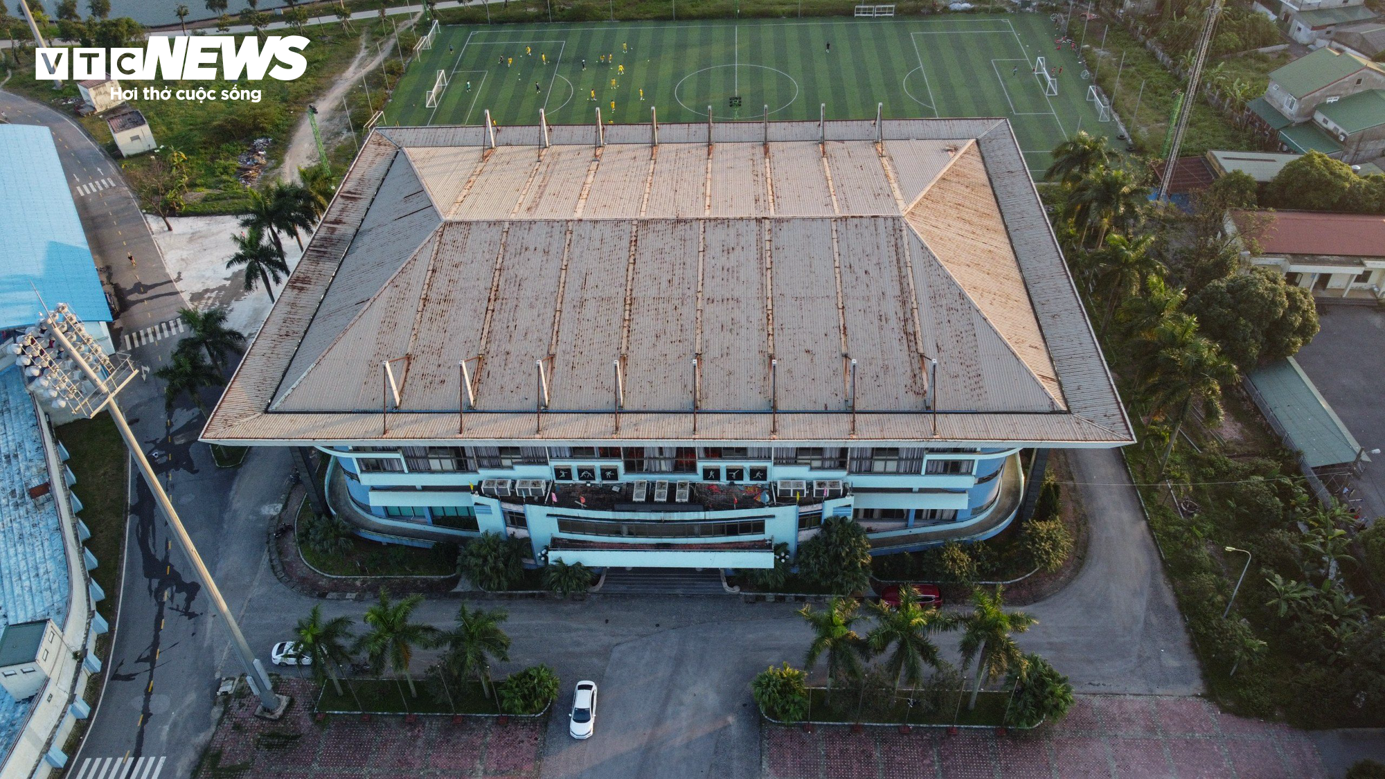 Trung tâm thể thao nứt nẻ, nhiều vận động viên Hà Tĩnh không có nơi luyện tập - 7