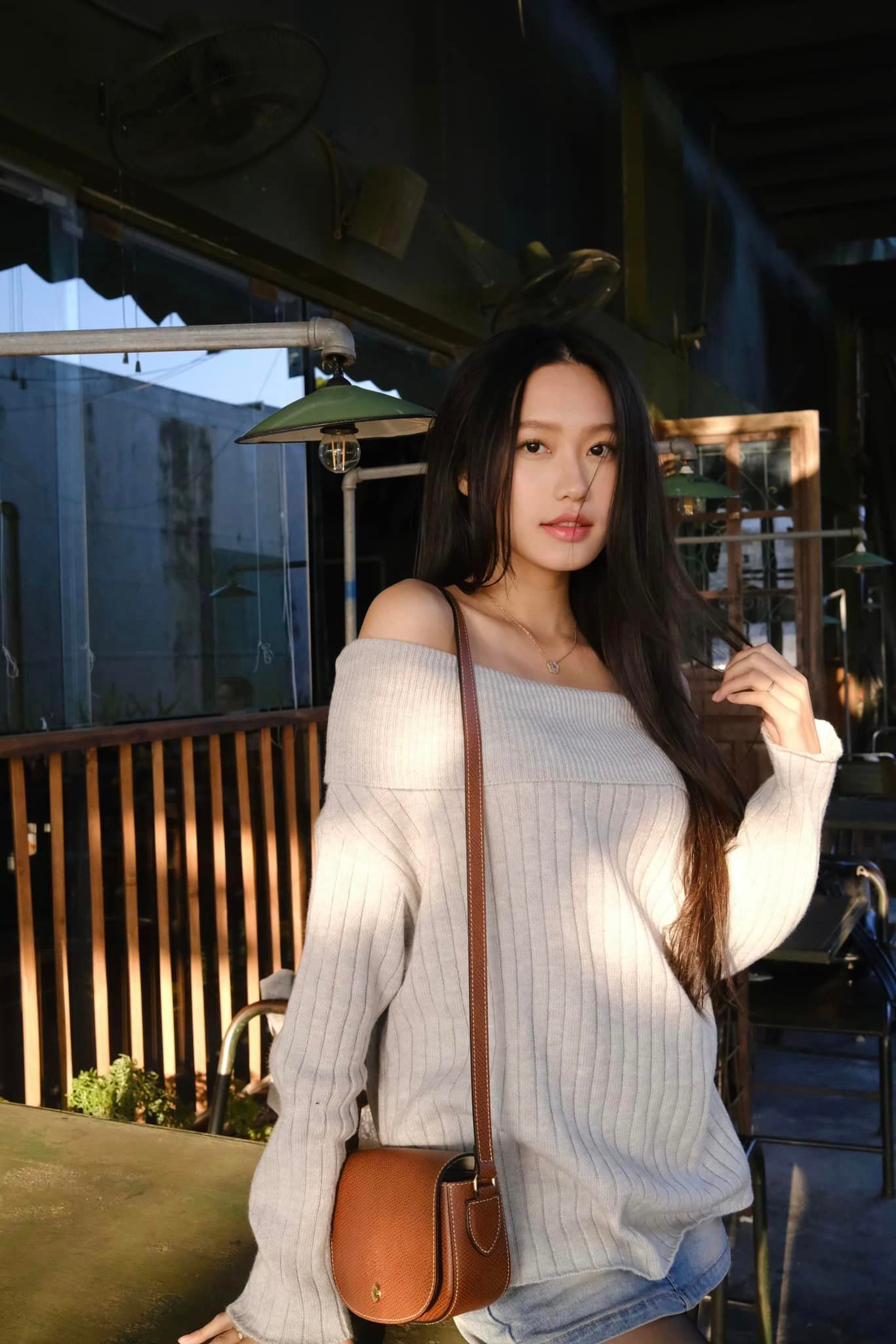 Sao Việt 27/12: Mẹ Bằng Kiều về nước thăm cháu, Doãn Hải My nghi vấn mang thai - 3