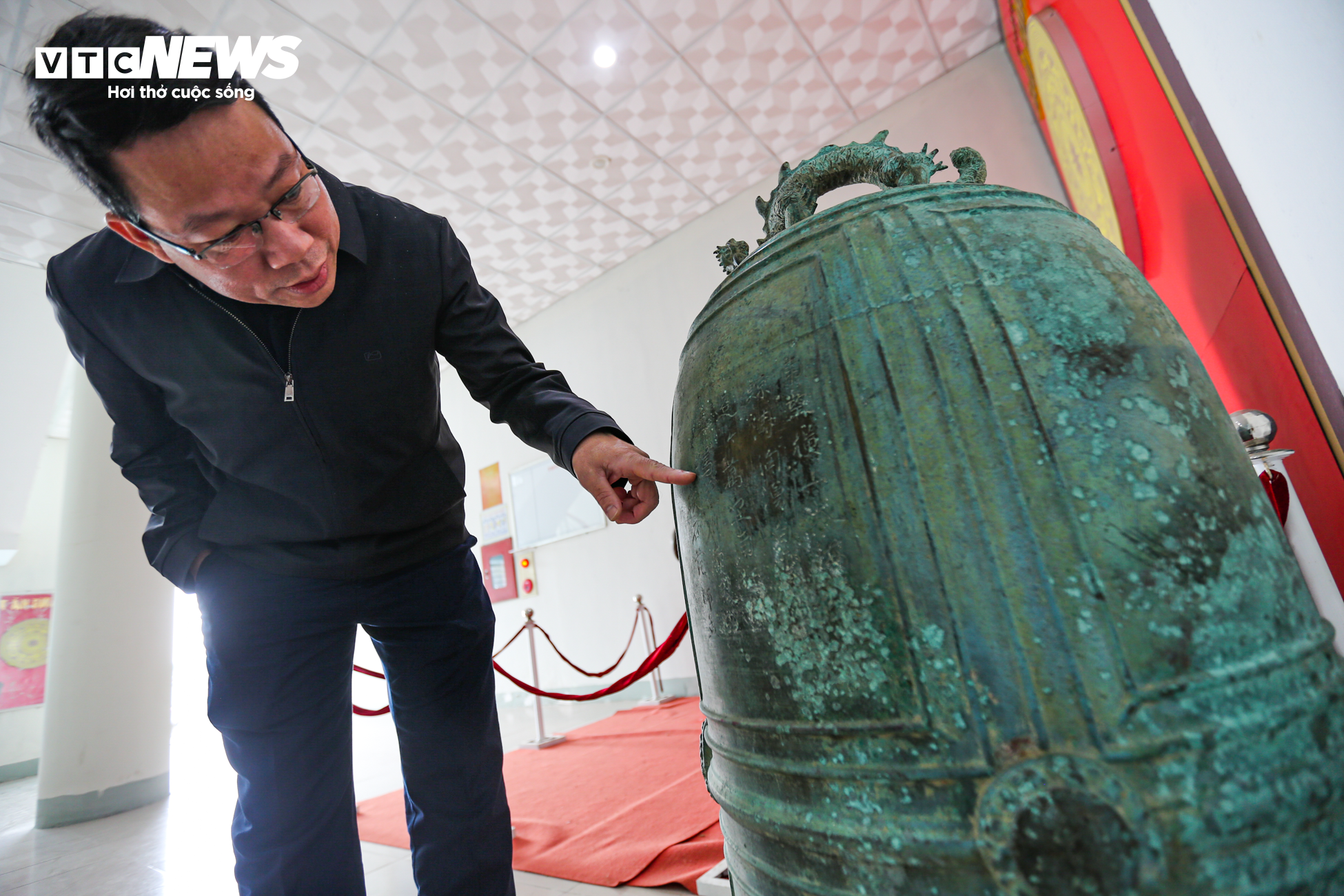 Chiêm ngưỡng chuông cổ hơn 600 tuổi, ghi dấu biến cố cuối thời Trần - 3