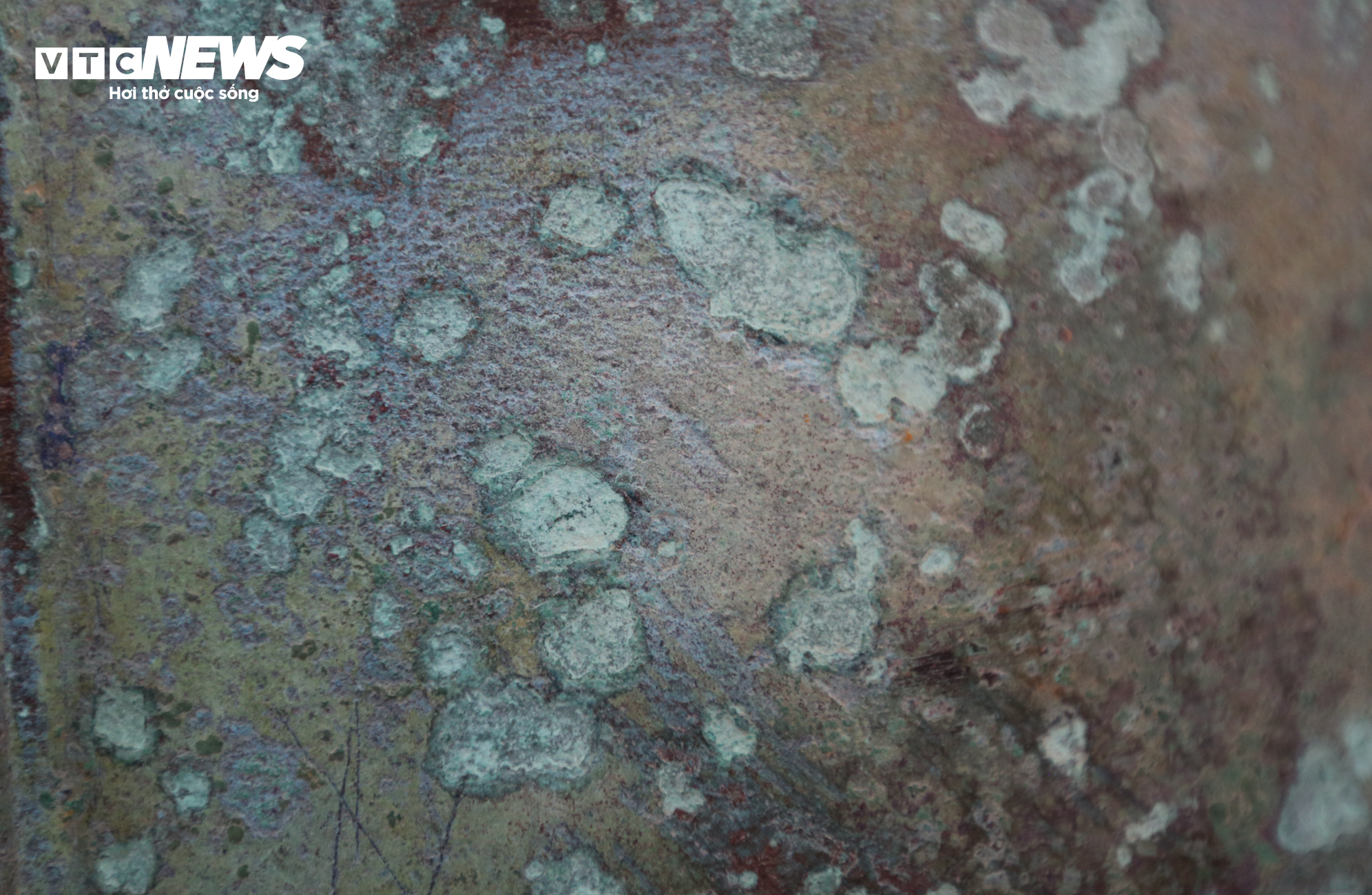 Chiêm ngưỡng chuông cổ hơn 600 tuổi, ghi dấu biến cố cuối thời Trần - 11