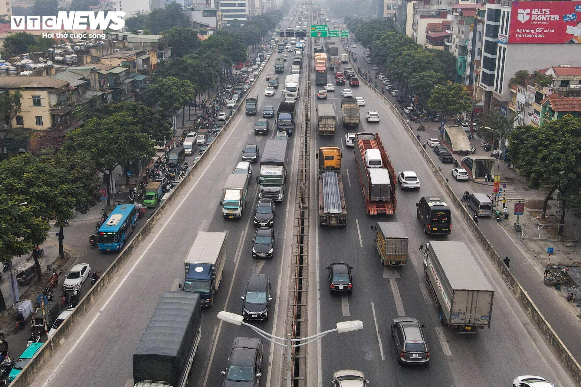 Cửa ngõ Thủ đô: Đường ra tắc cứng, lối vào thông thoáng - 2