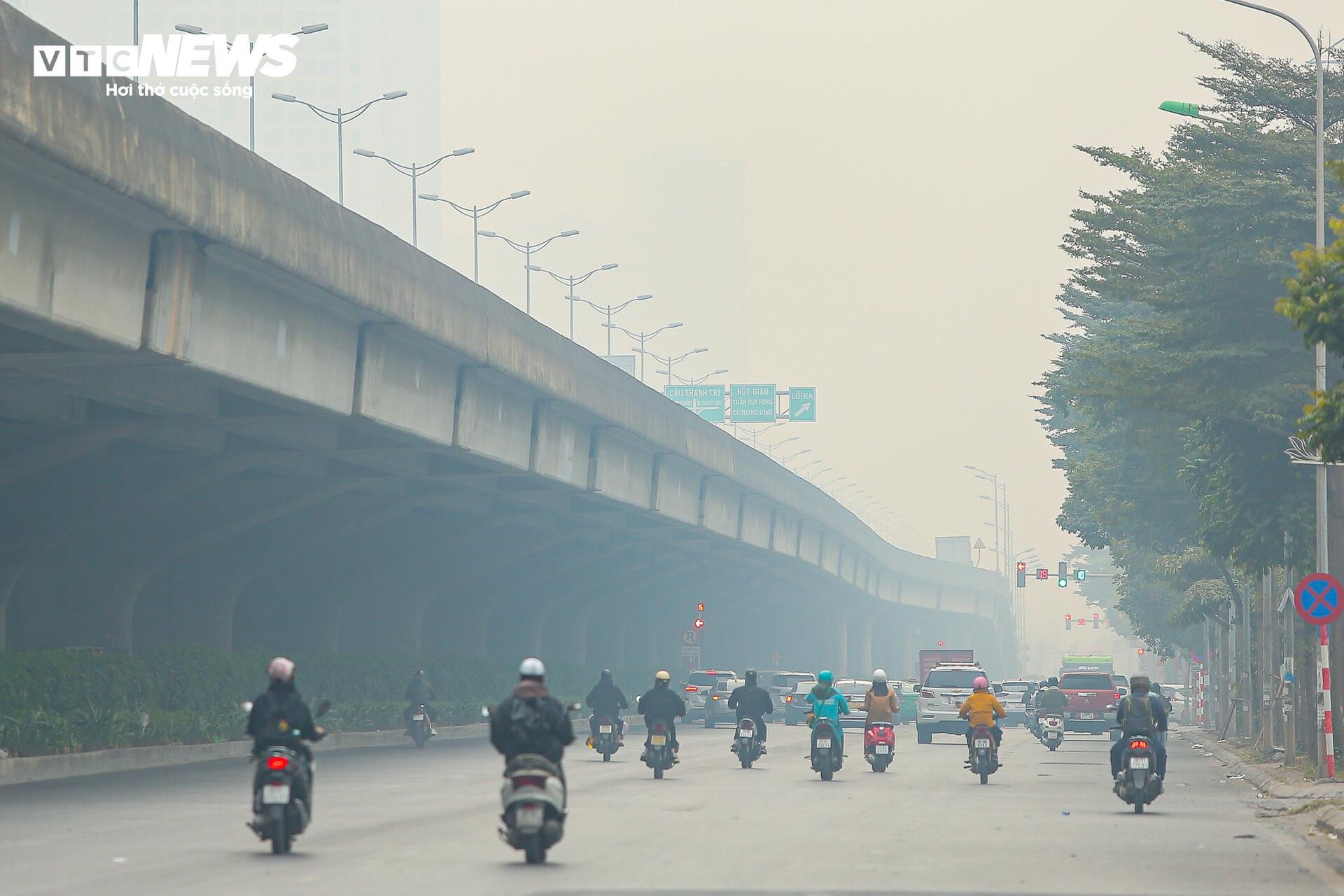 Sáng nay, Hà Nội ô nhiễm không khí thứ 2 thế giới - 8