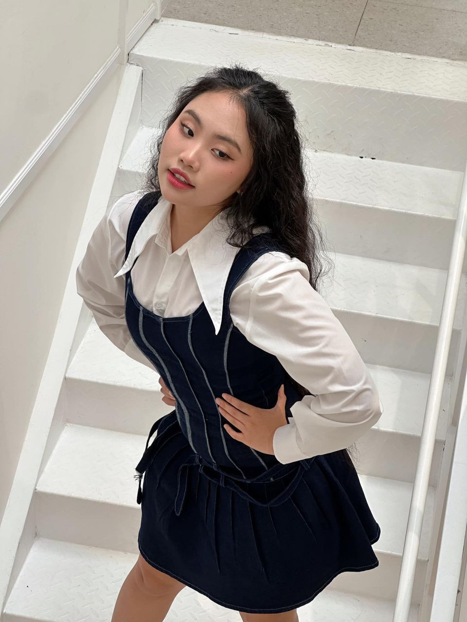 Sao Việt 30/12: Hoa hậu Ý Nhi ngày càng rạng rỡ, Minh Hằng đẹp mặn mà sau sinh - 7