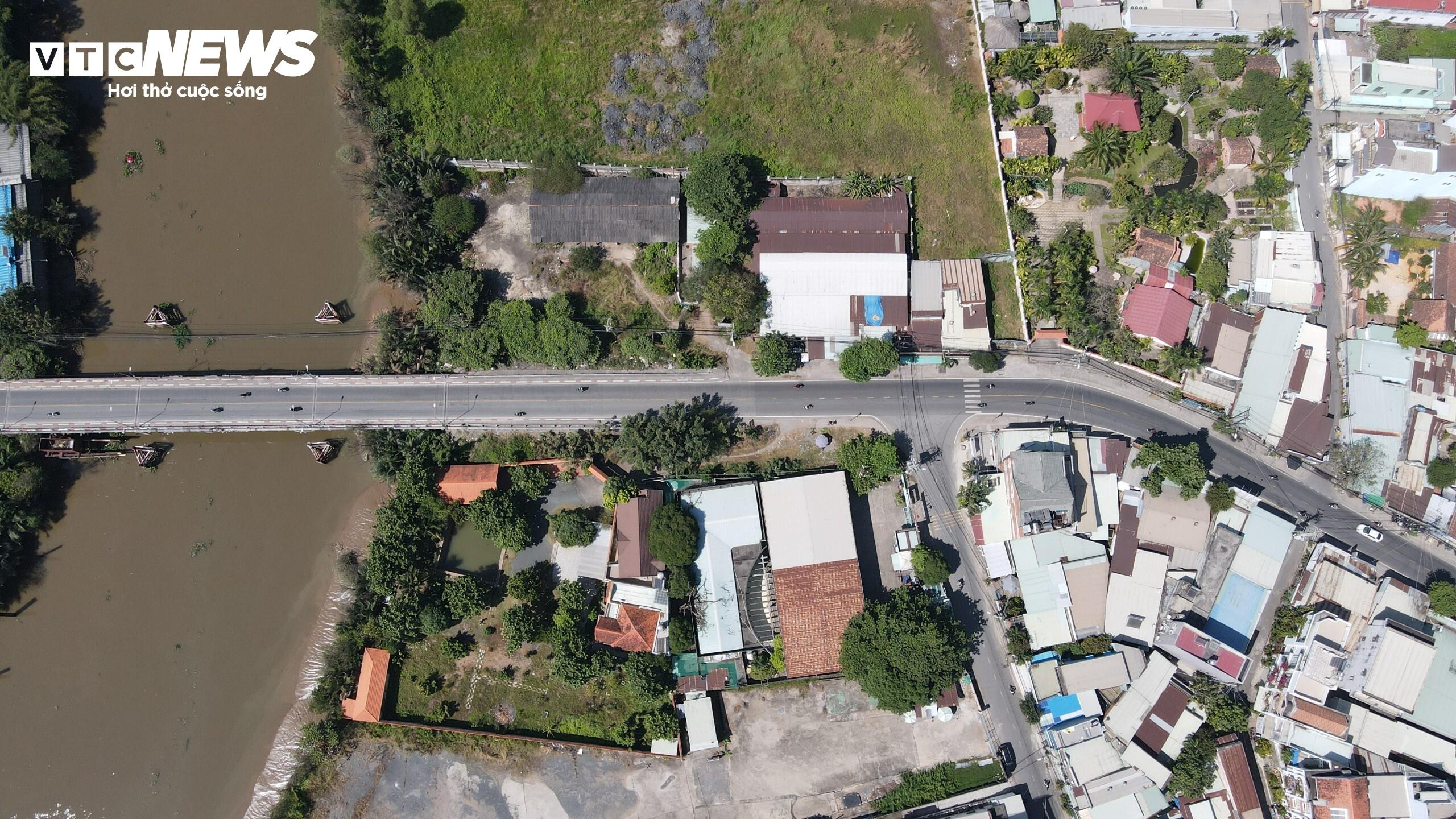 TP.HCM: Cầu Ông Nhiêu tăng mức đầu tư lên hơn 760 tỷ đồng vẫn 'án binh bất động' - 13