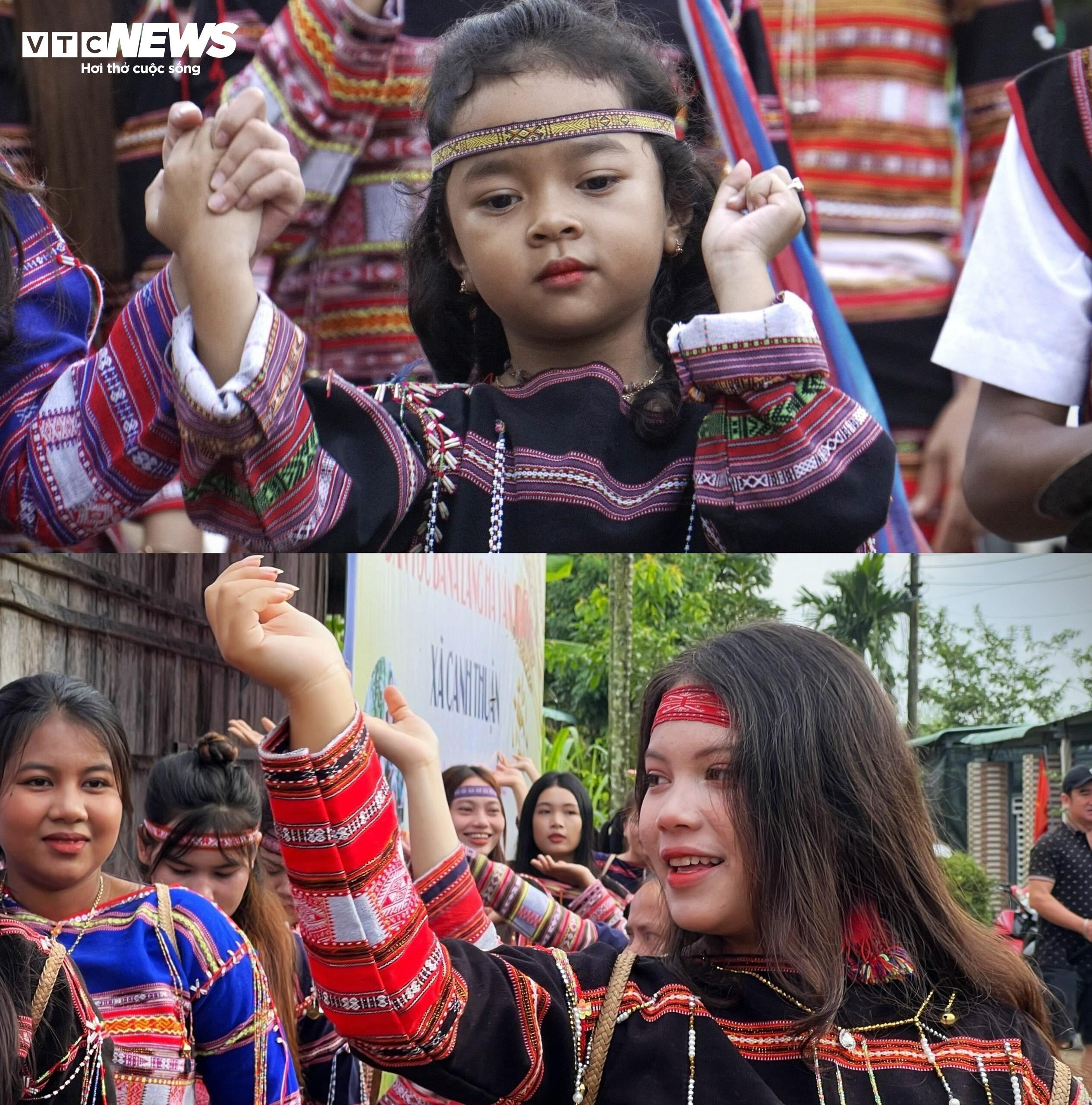 Đặc sắc lễ mừng lúa mới ngày cuối năm của người Ba Na ở Bình Định - 11