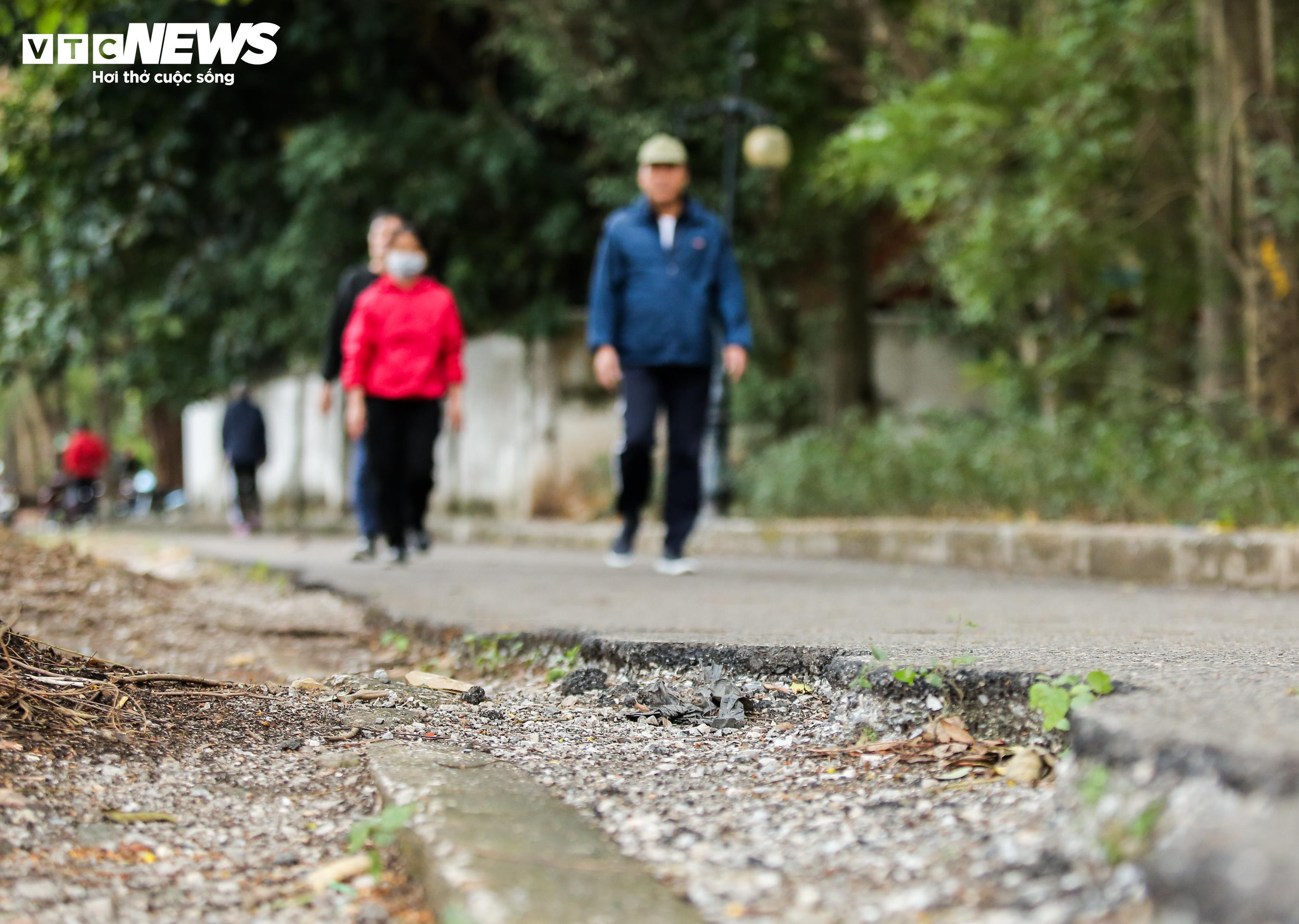 Ì ạch tháo dỡ mãi chưa xong các công trình sai phạm trong Công viên Tuổi trẻ - 8