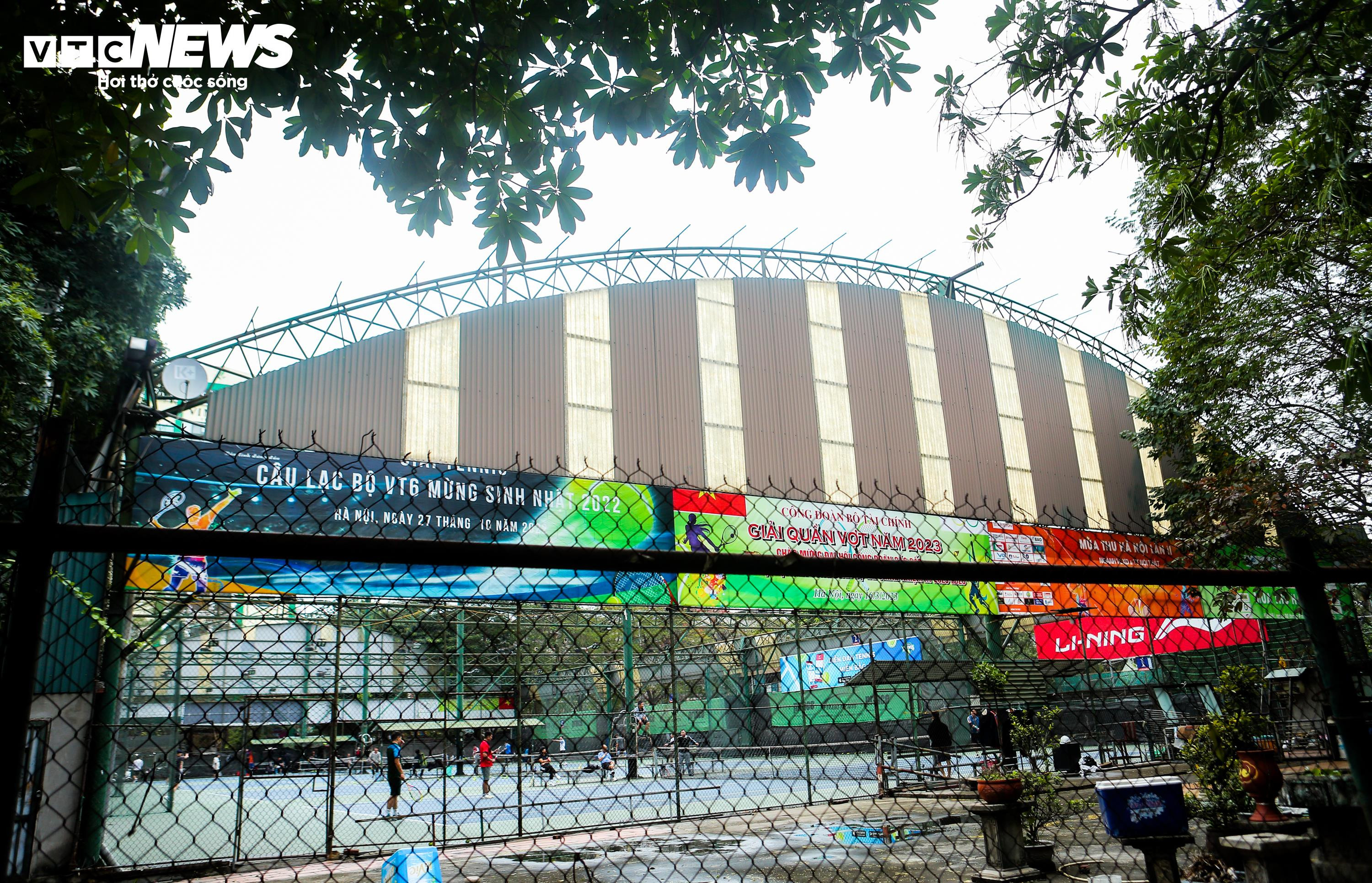 Ì ạch tháo dỡ mãi chưa xong các công trình sai phạm trong Công viên Tuổi trẻ - 10