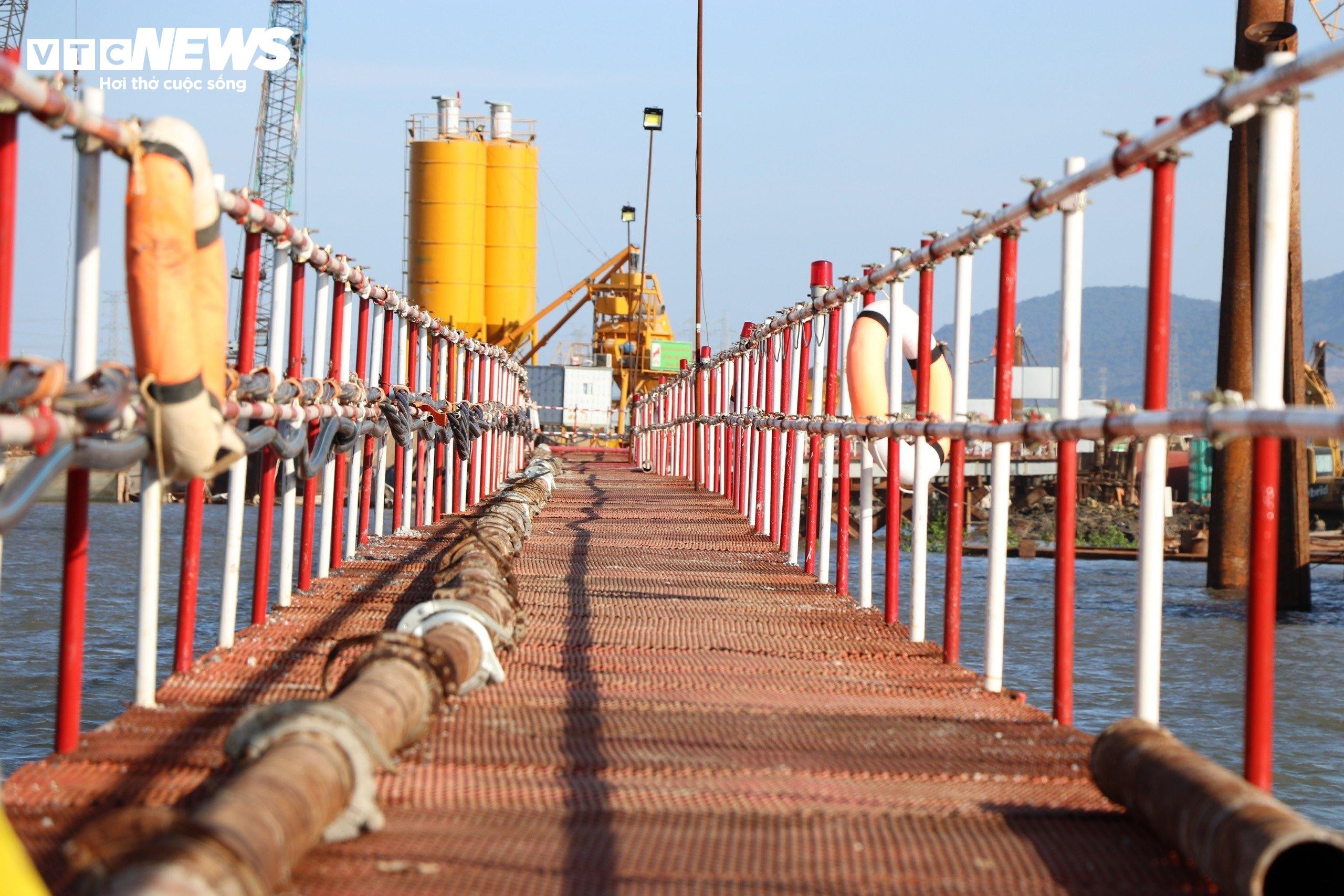 Cầu gần 5.000 tỷ nối Đồng Nai và Bà Rịa - Vũng Tàu sau 7 tháng thi công - 15