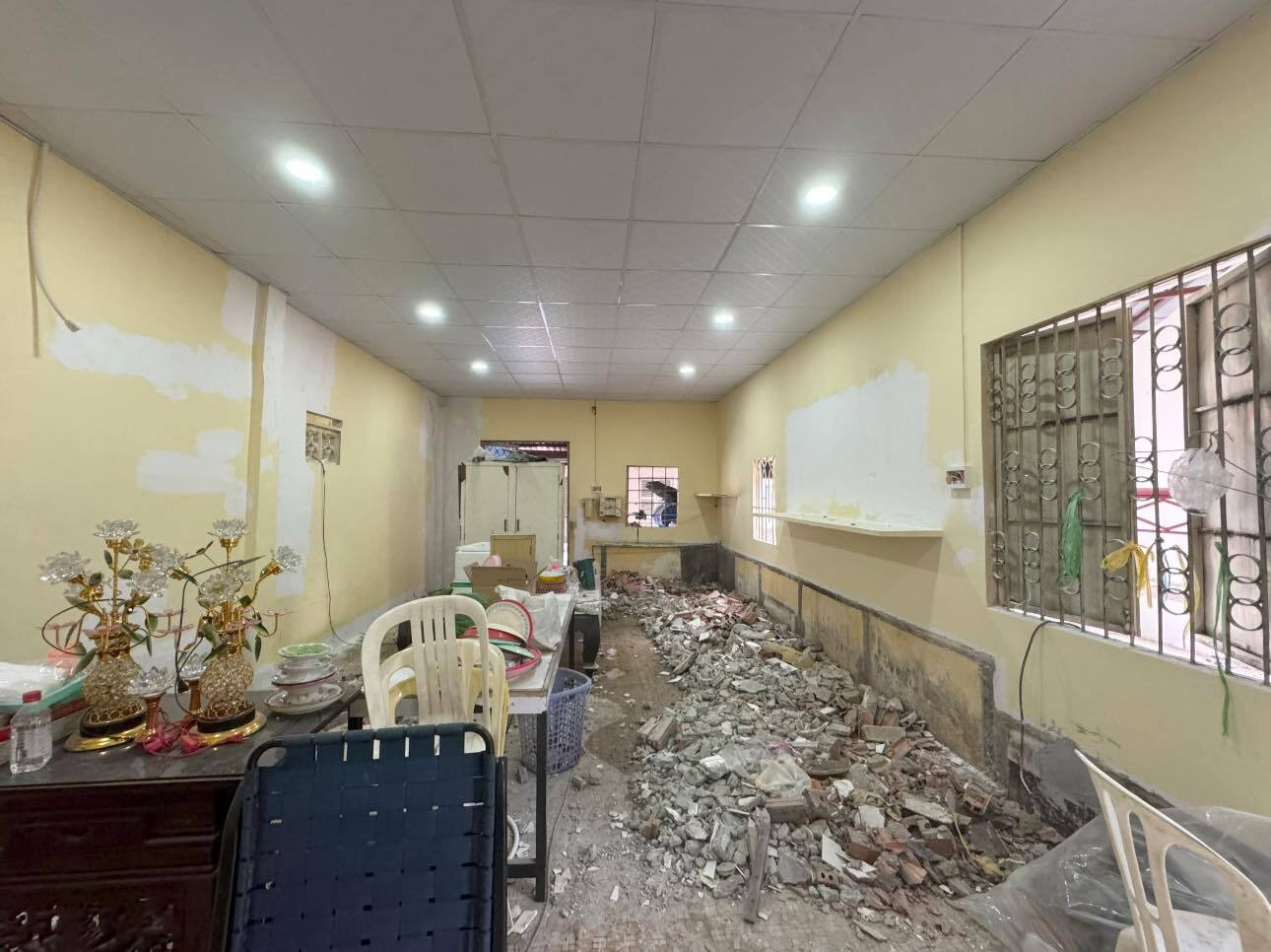 Chùa Nghệ sĩ 'thay áo mới’, xin người viếng thăm để lại đau thương phiền não - 7