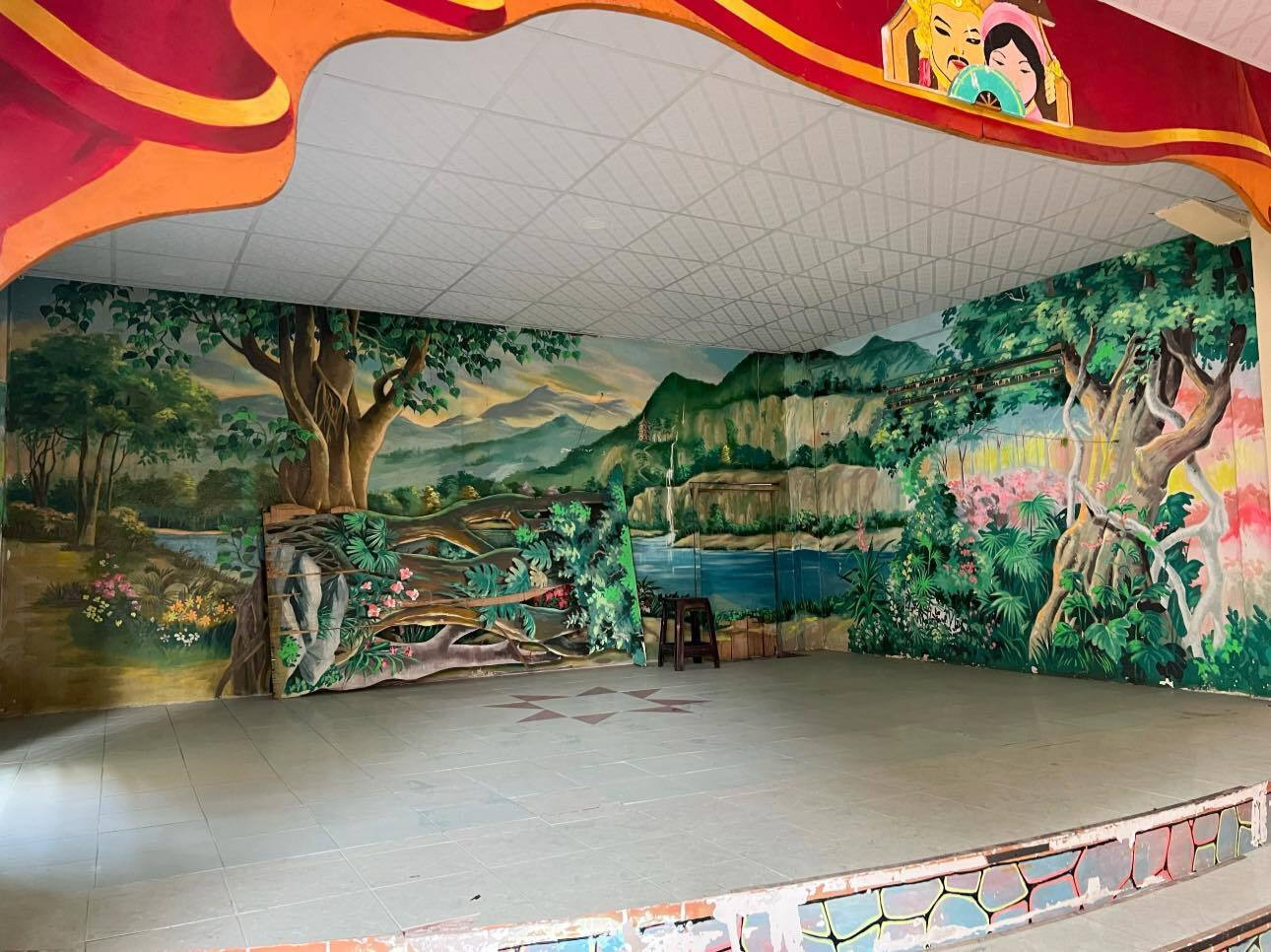 Chùa Nghệ sĩ 'thay áo mới’, xin người viếng thăm để lại đau thương phiền não - 6