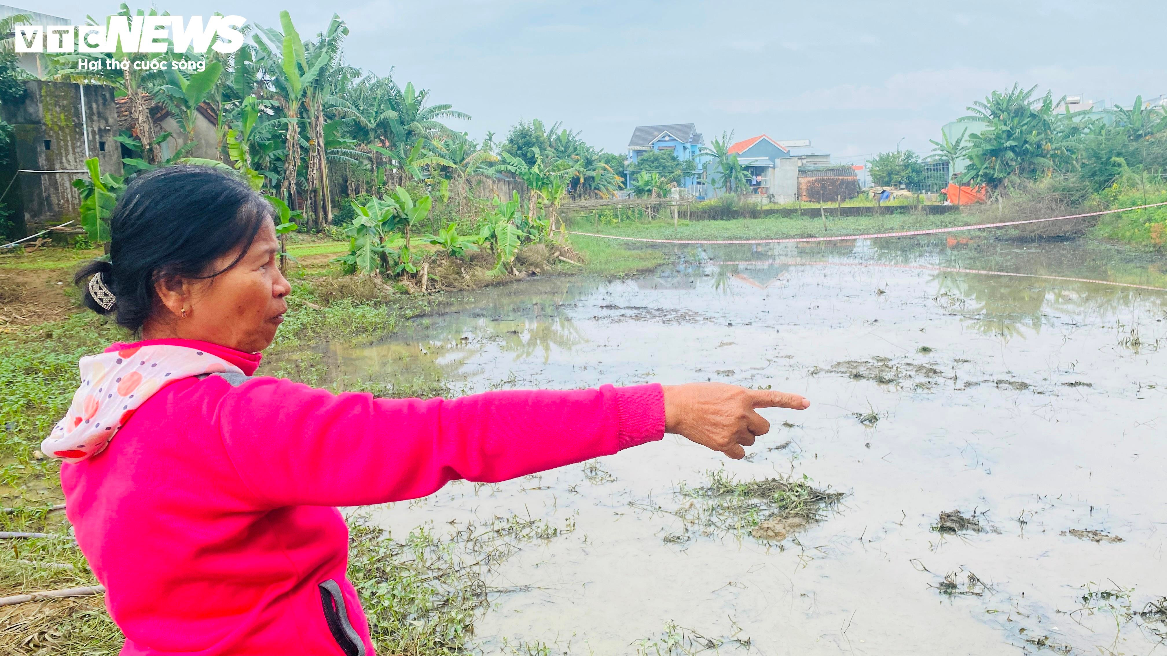 Hiện trường sau một ngày máy bay rơi ở Quảng Nam - 7